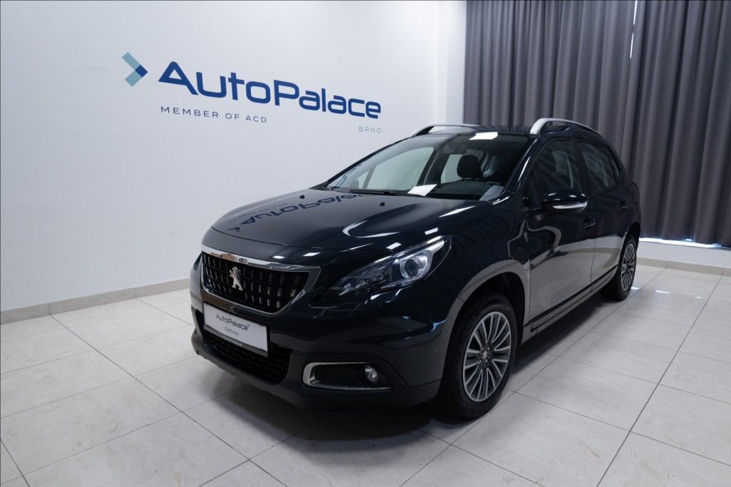 Peugeot 2008, 1,2 i 1. AUT. AC VÝHŘEV 1. MAJ