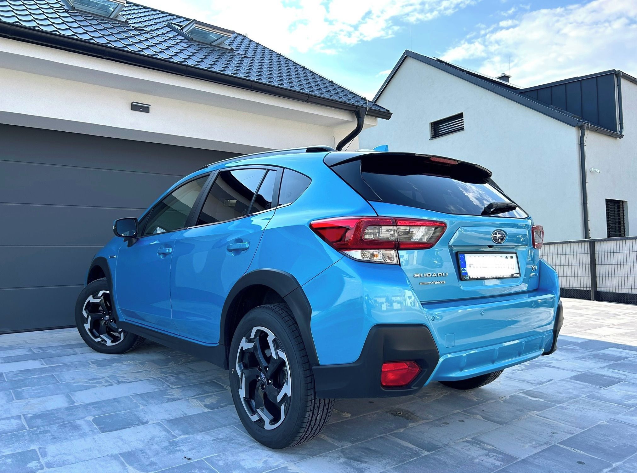 Subaru XV, 2.0e-Boxer Sport, zánovní stav - fotka 2