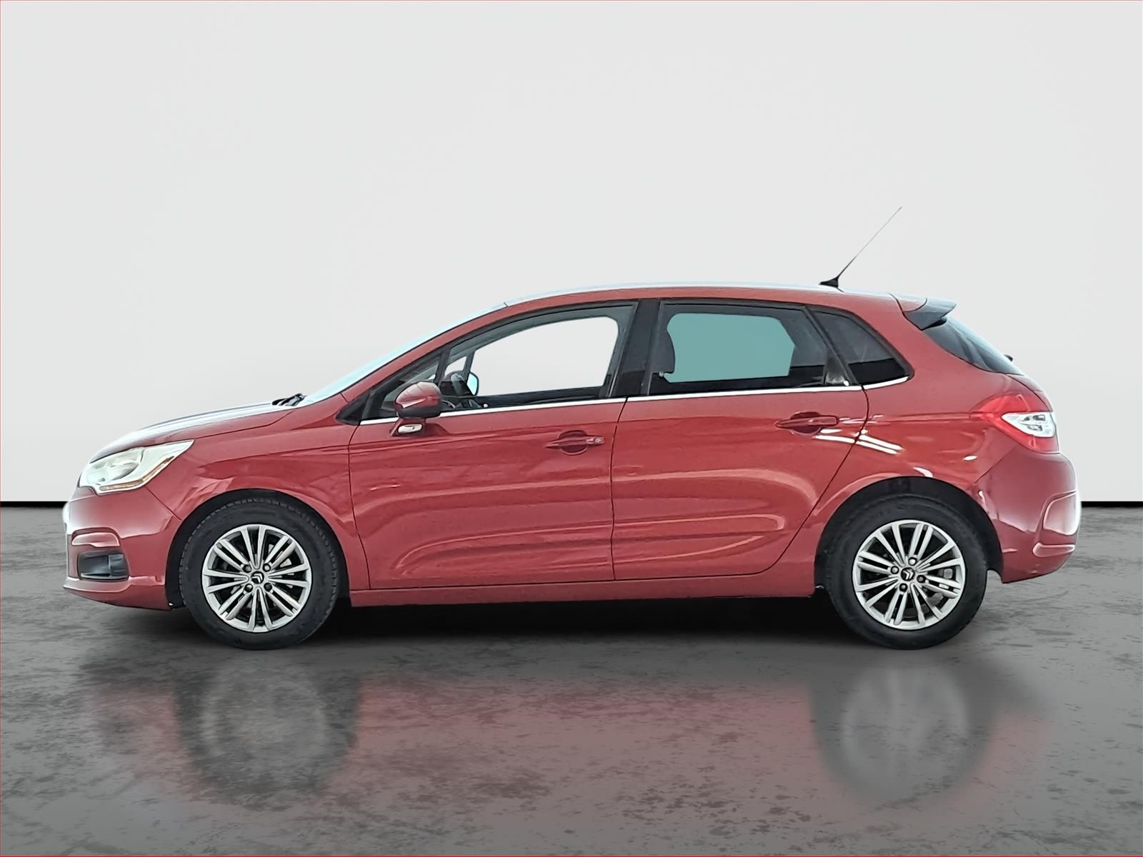 Citroën C4, 1.6 VTi, ČR,1.maj - fotka 3