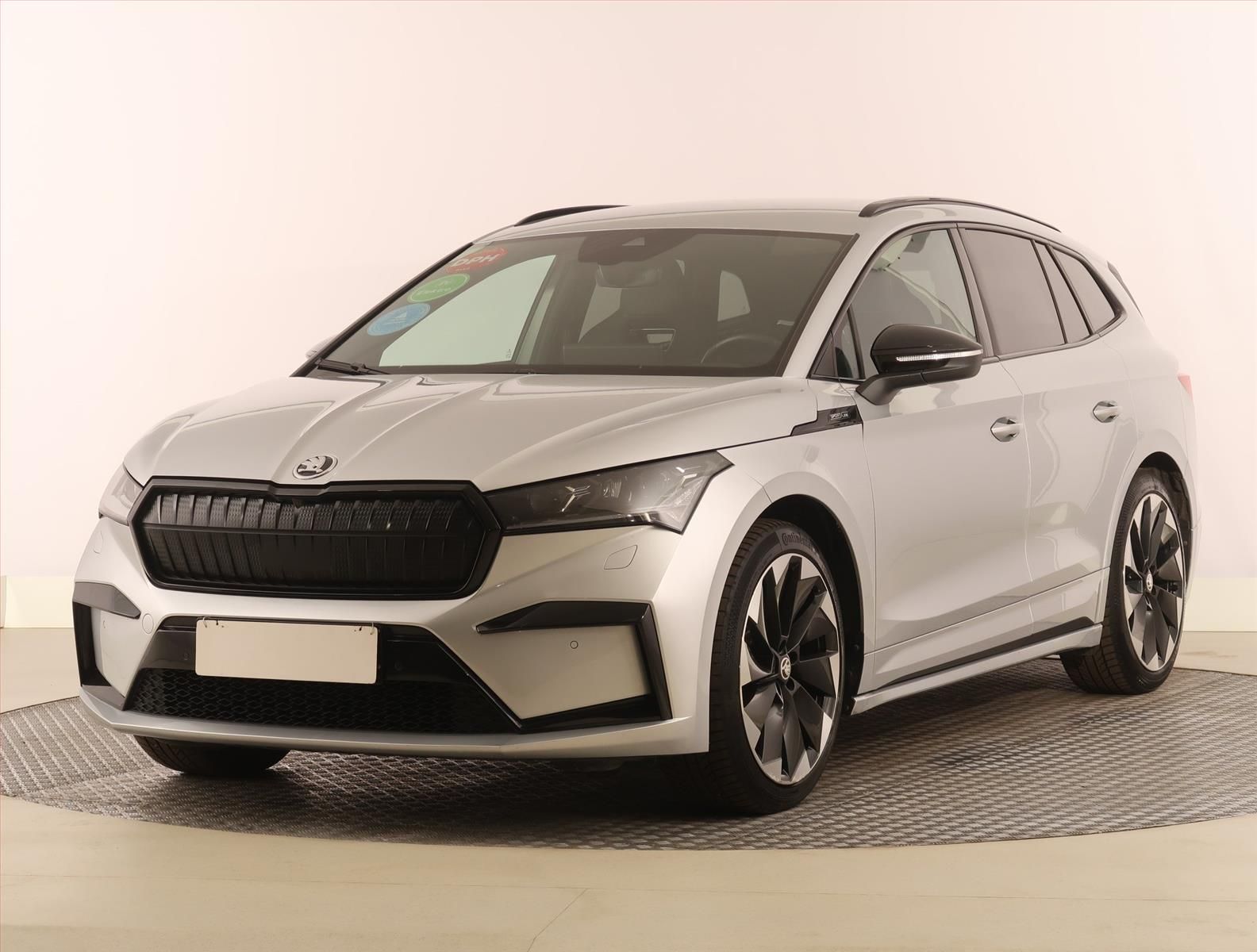 Škoda Enyaq iV, 60 (62 kWh), SoH 92% - fotka 2