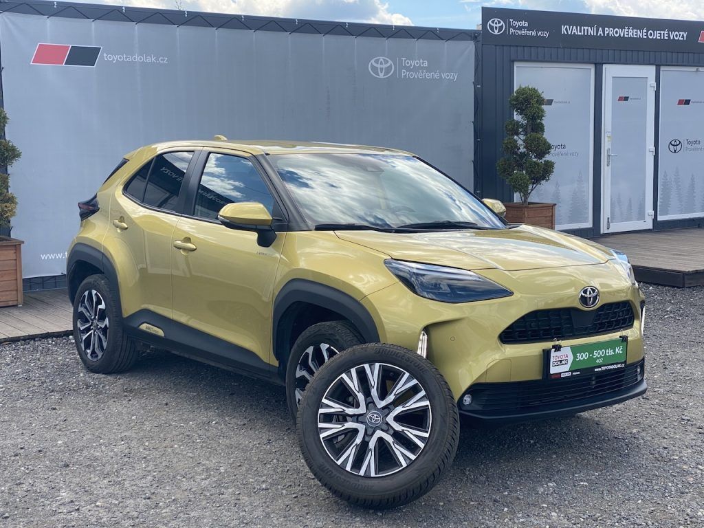 Toyota Yaris Cross, 1.5i, ČR-1, StyleTech, automat