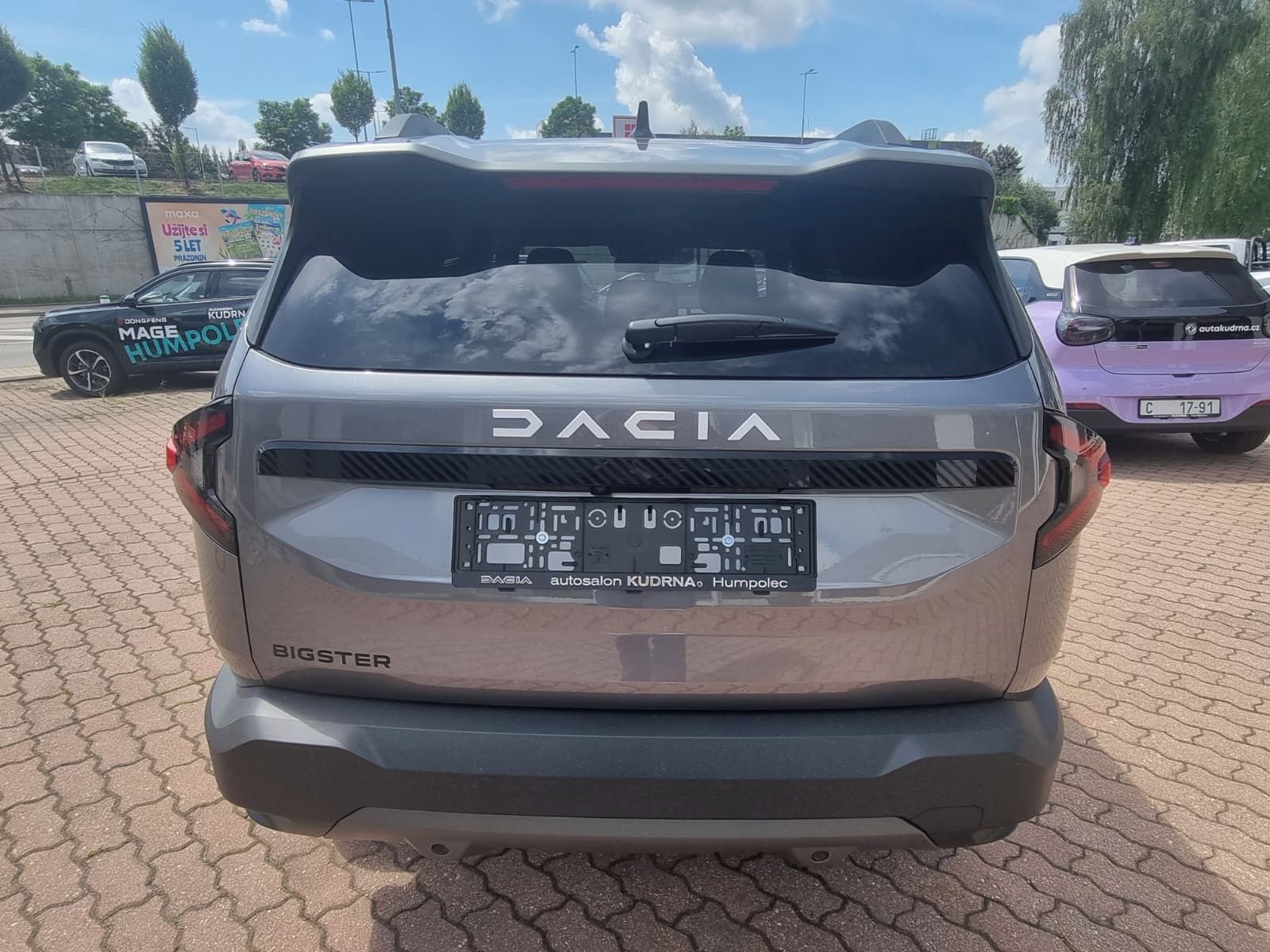 Dacia Bigster, Journey TCe 140 - fotka 6
