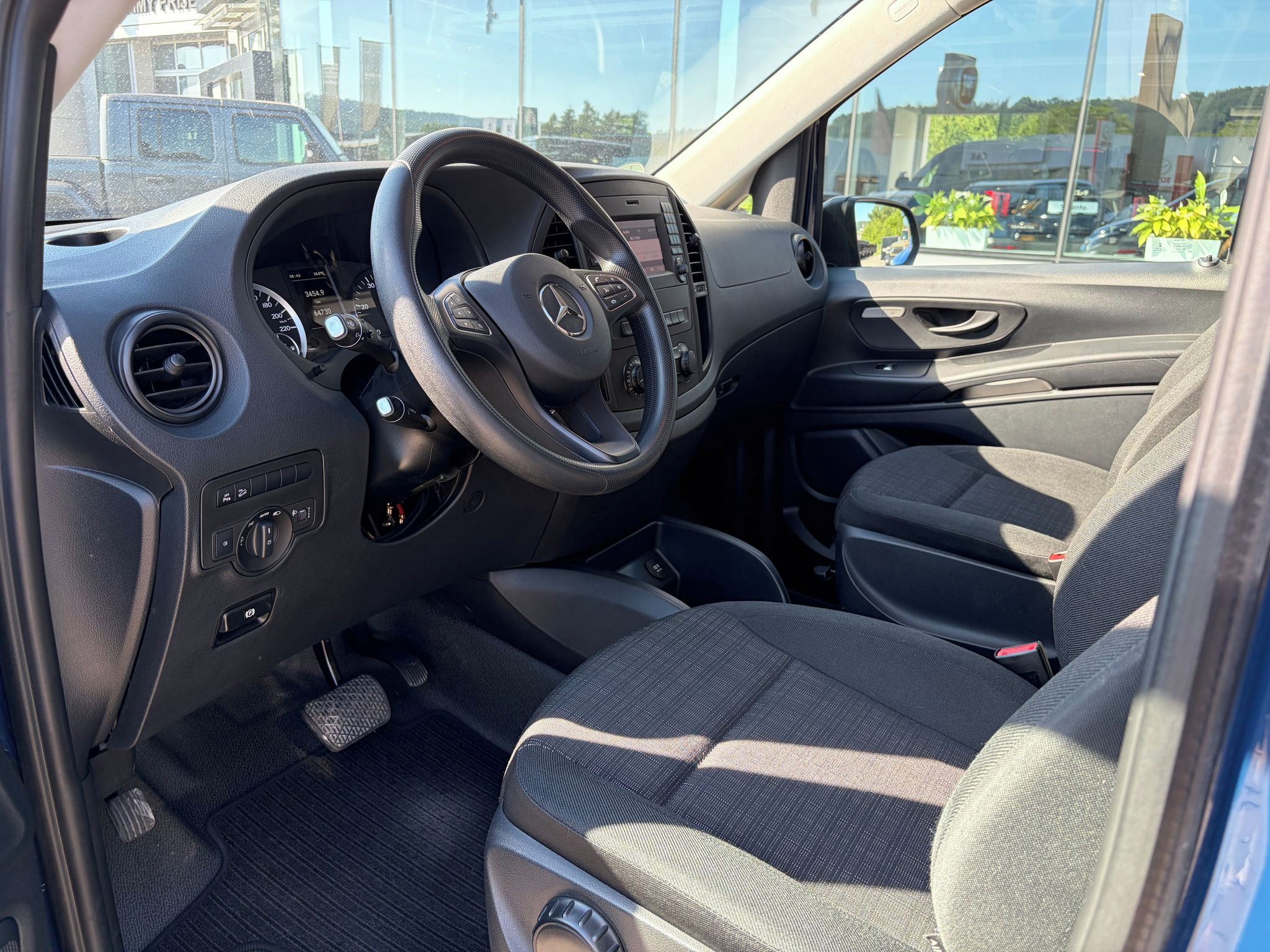 Mercedes-Benz Vito, 116 CDI 4Matic AT 8 míst Long - fotka 5