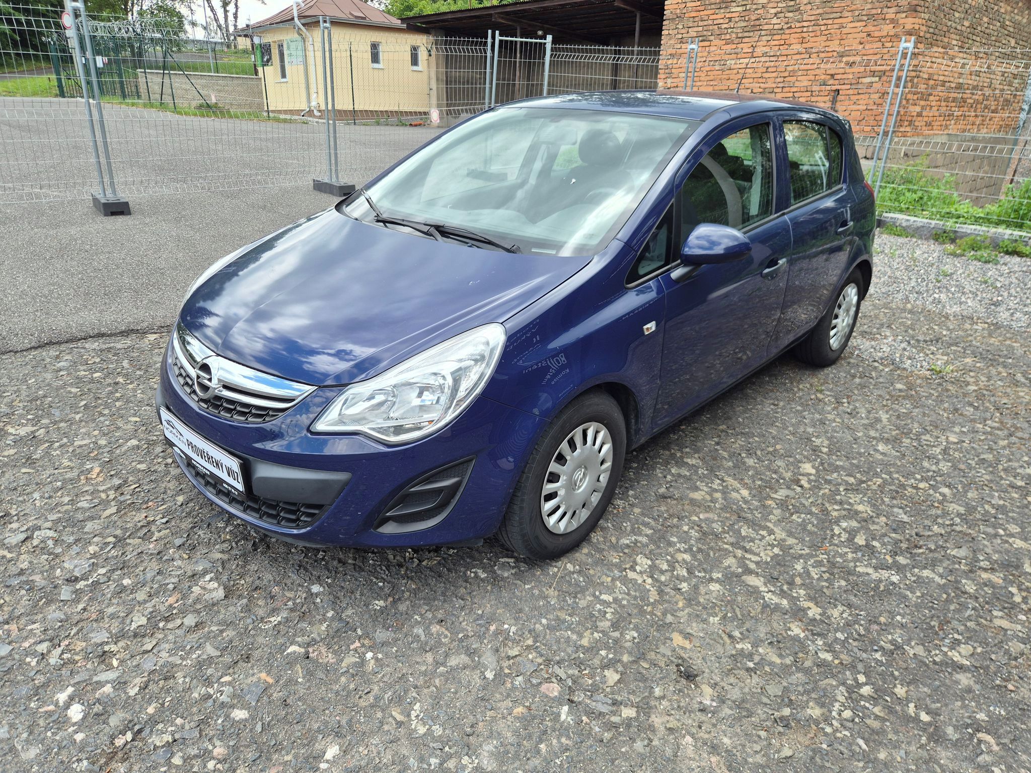 Opel Corsa, 1.2 63kW 2.majitel ČR - fotka 3