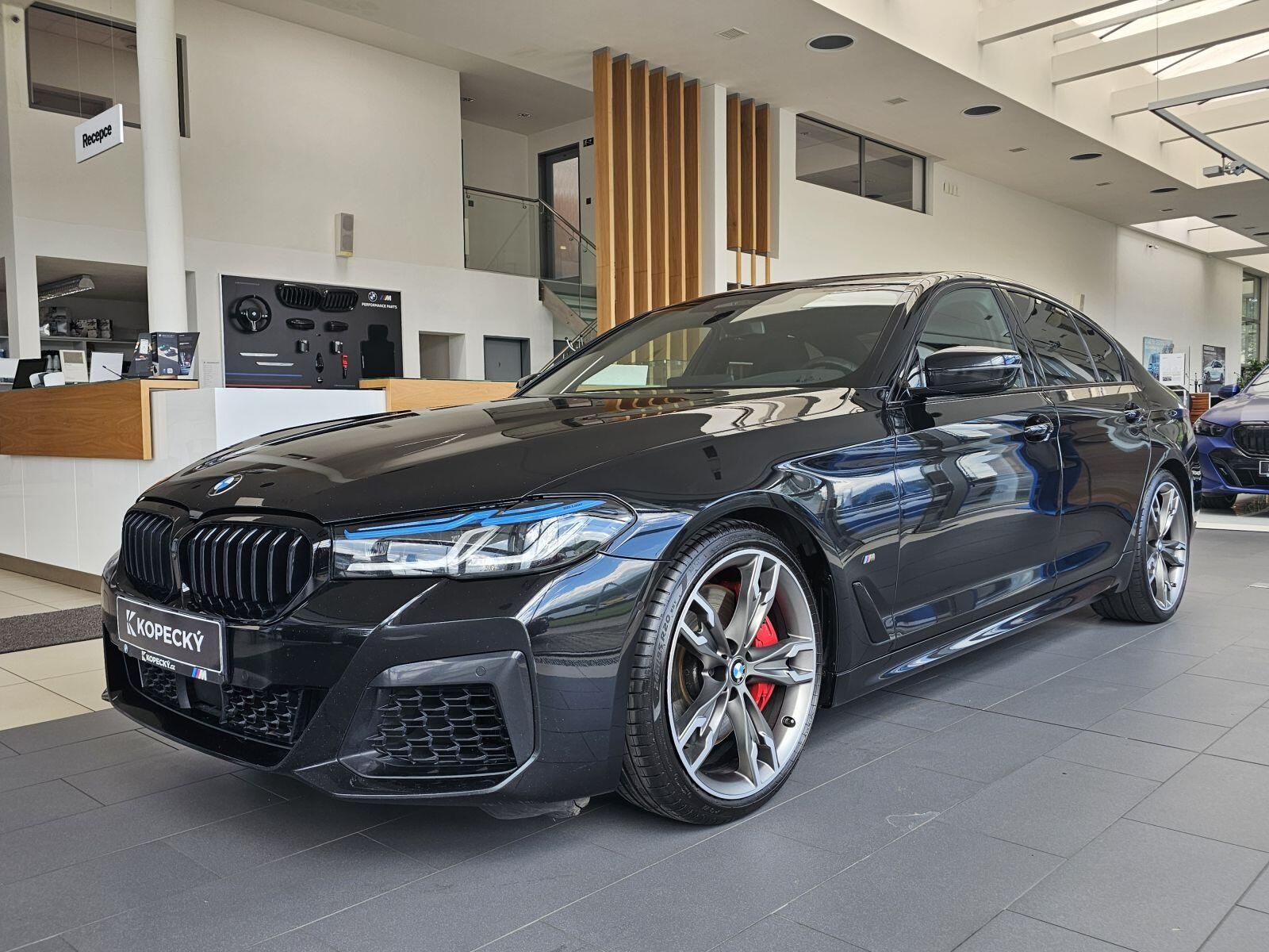 BMW Řada 5, M550i xDrive