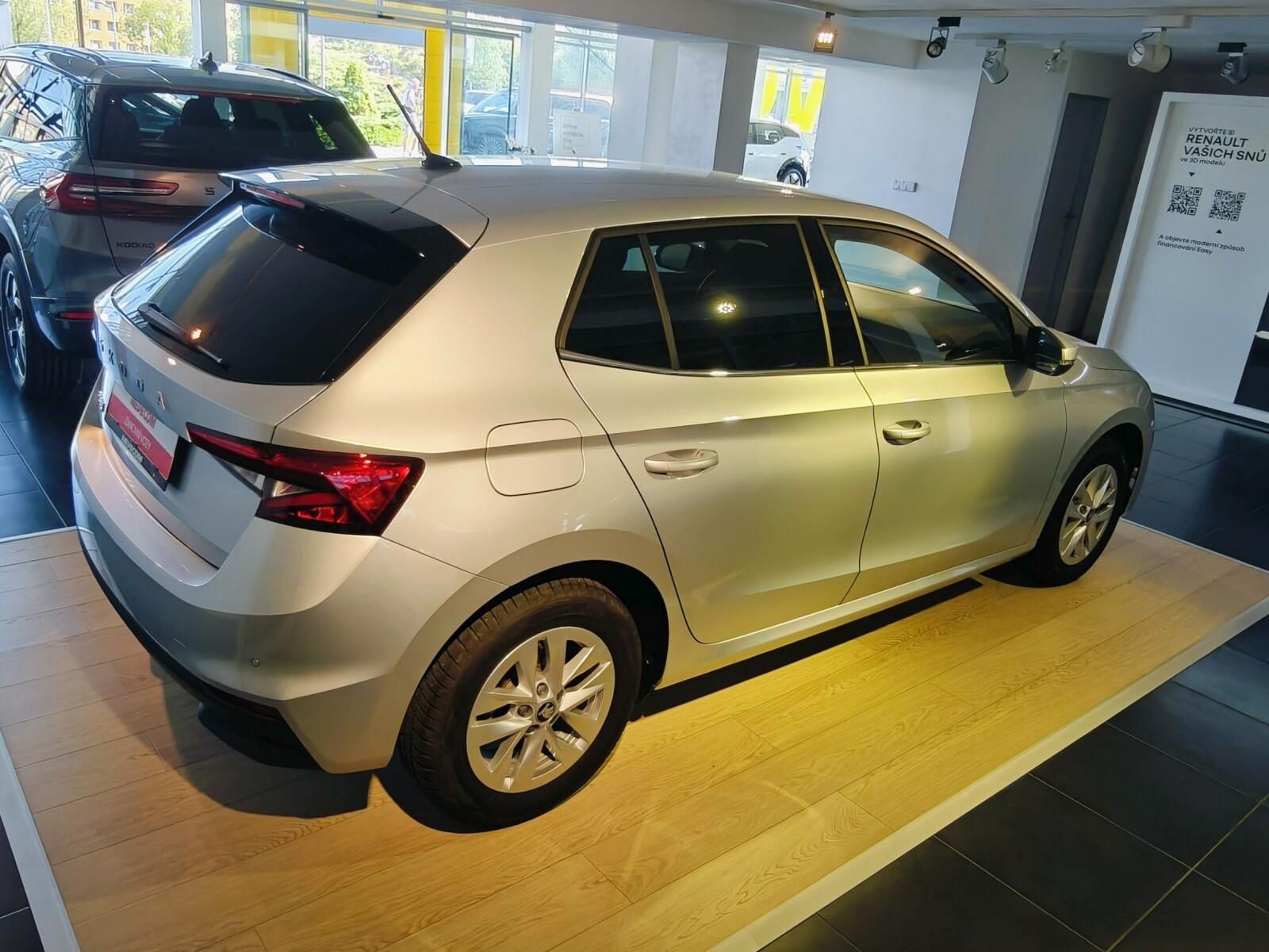 Škoda Fabia, 1,0 TSI 85 kW Top Selection - fotka 5