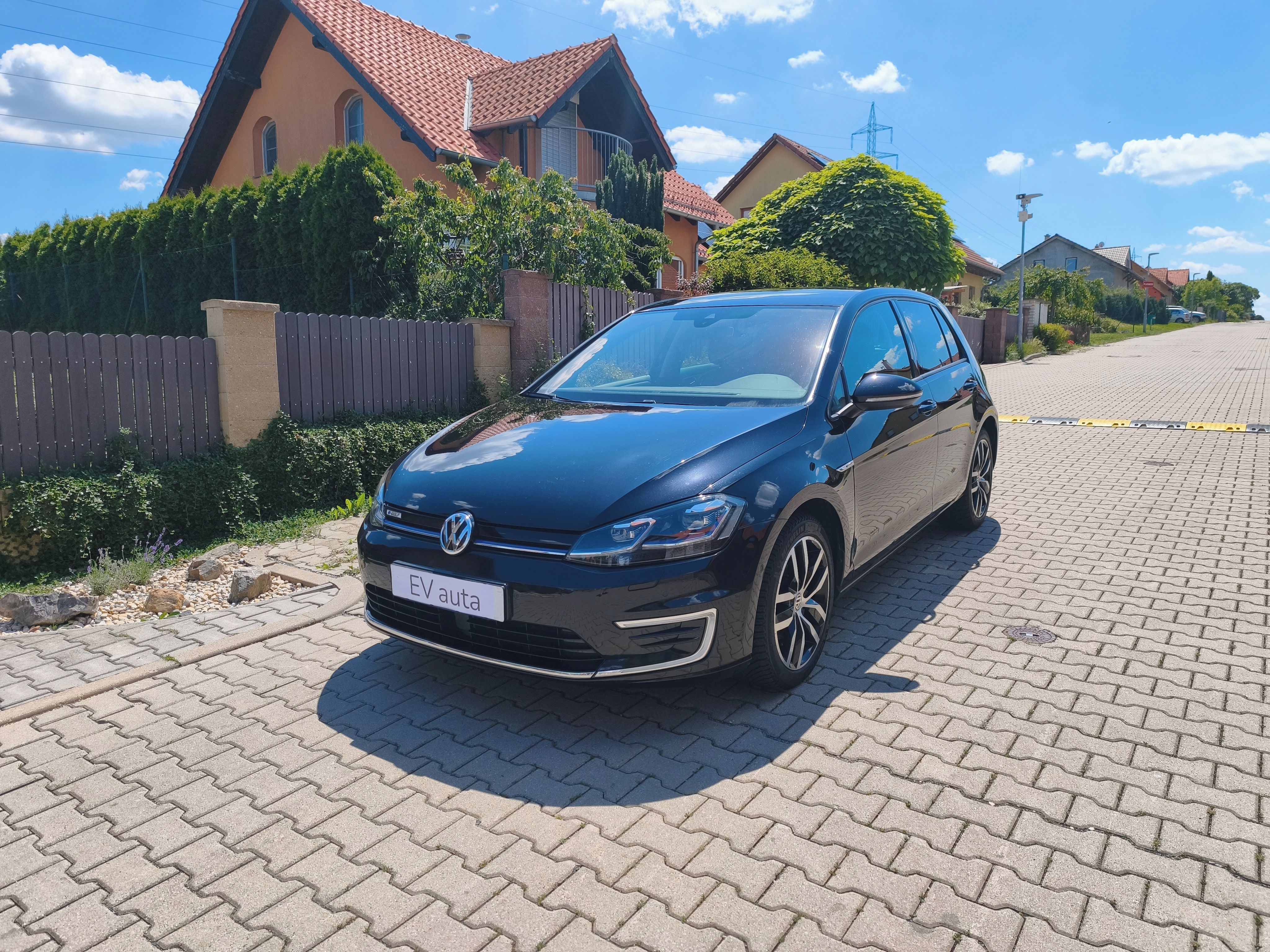 Volkswagen e-Golf, TČ*ACC*DigiKokp*Kůže*SoH90%