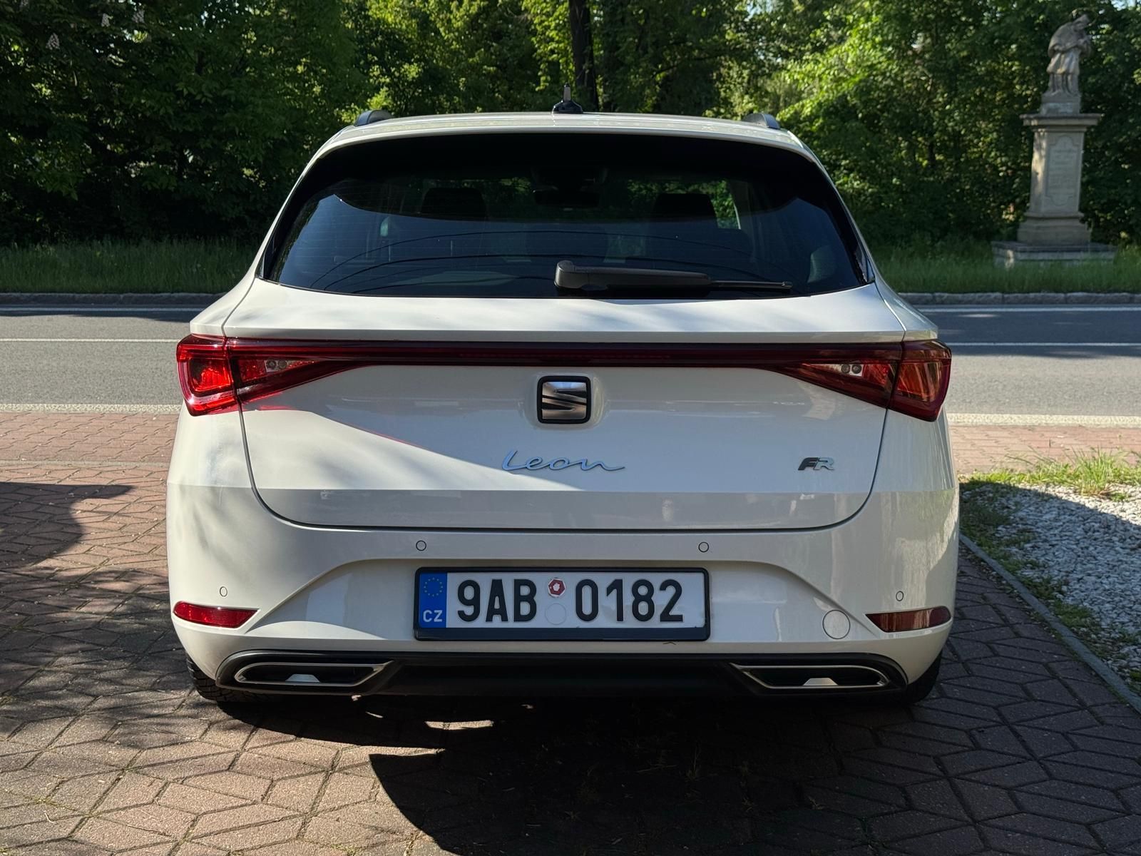 Seat Leon, 2.0TDi Fr DSG 150k 1.MAJIT. ČR - fotka 5
