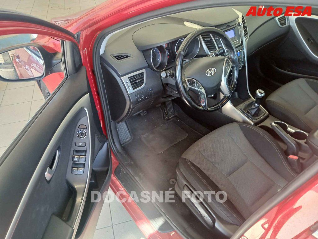 Hyundai i30, 1.6 CRDI - fotka 3