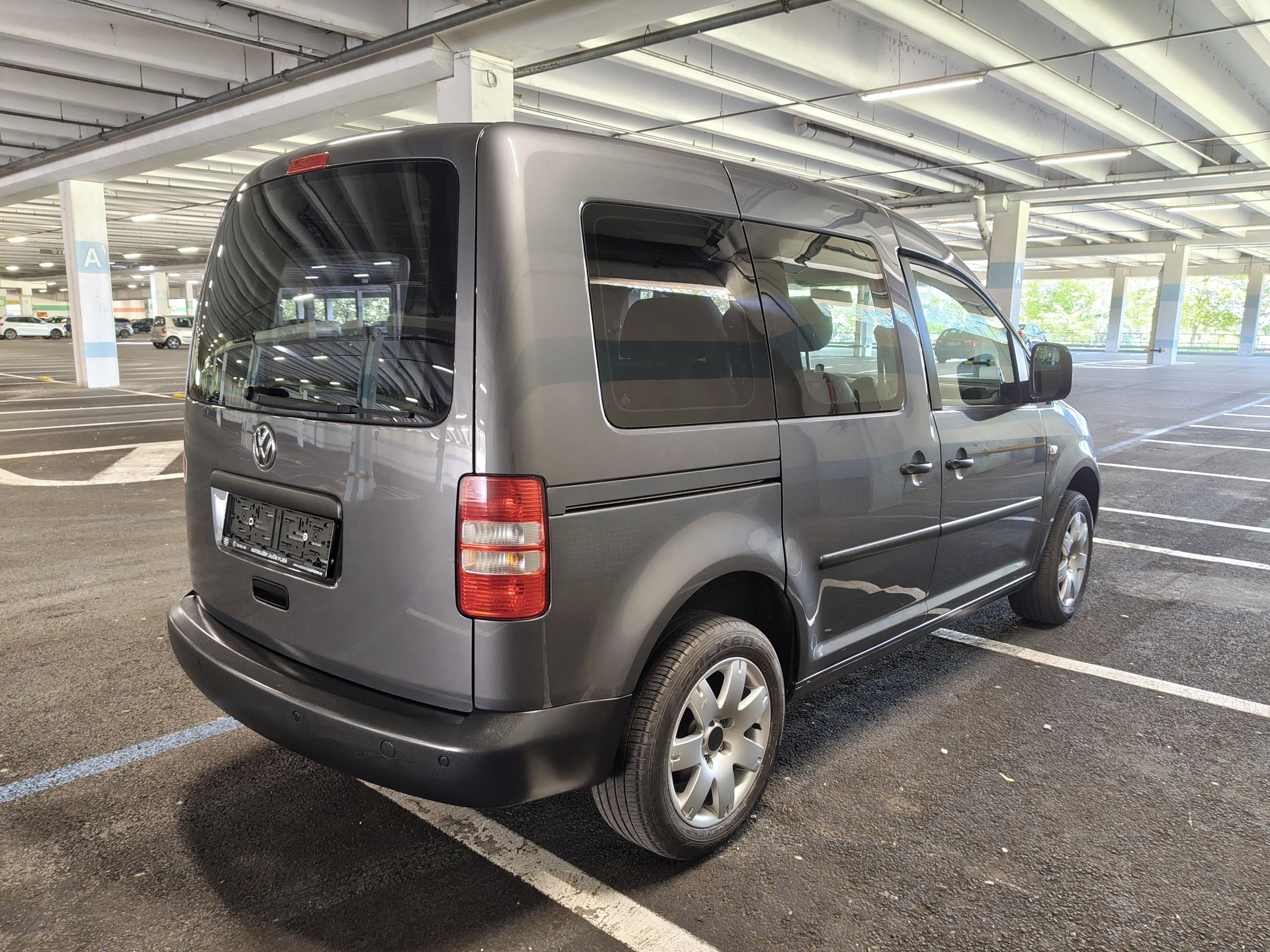 Volkswagen Caddy, Velice pěkná, 75 kw bez koroze - fotka 5
