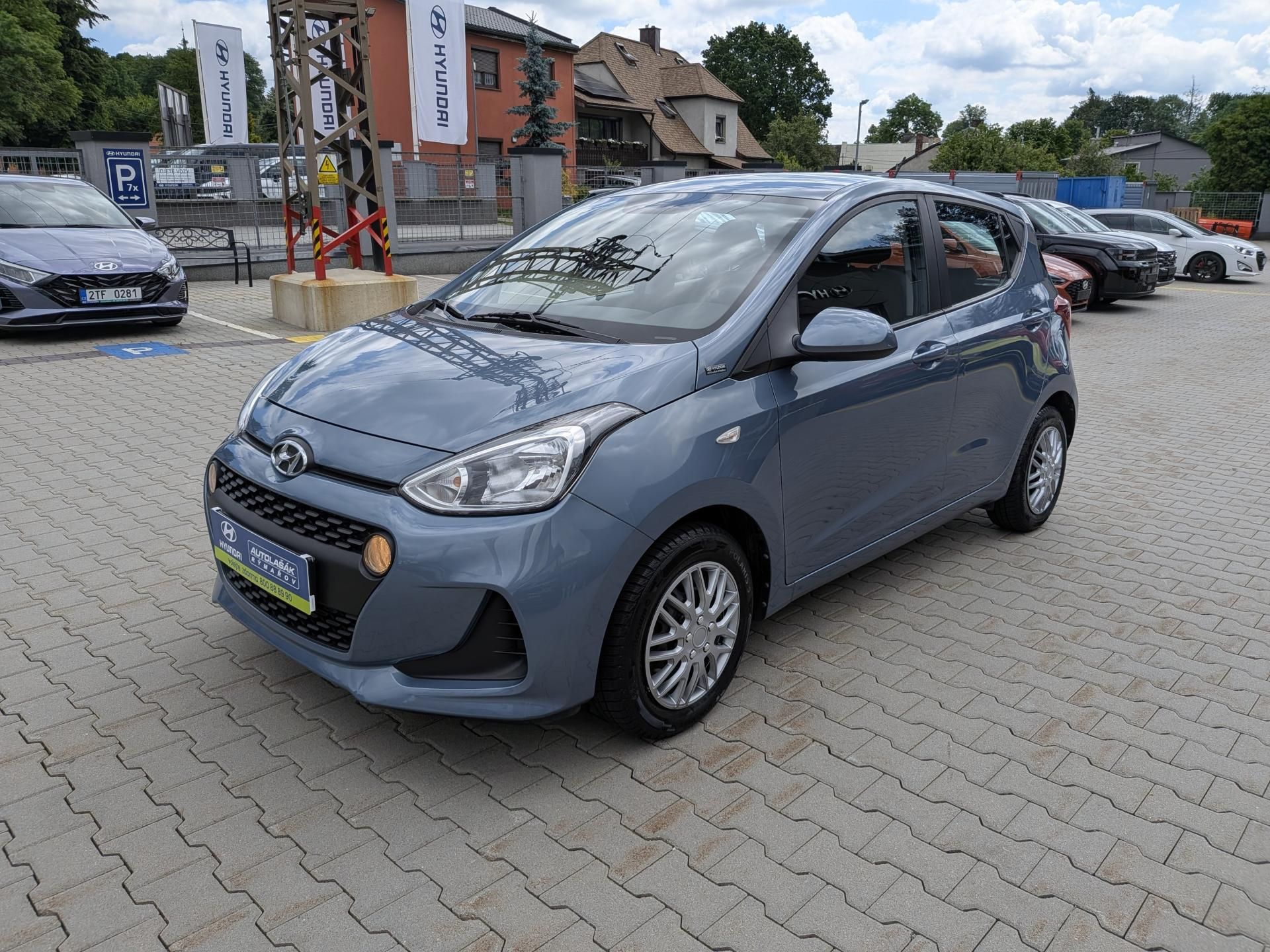 Hyundai i10, 1.0i 49kW KLIMA ČR 1MAJ - fotka 4
