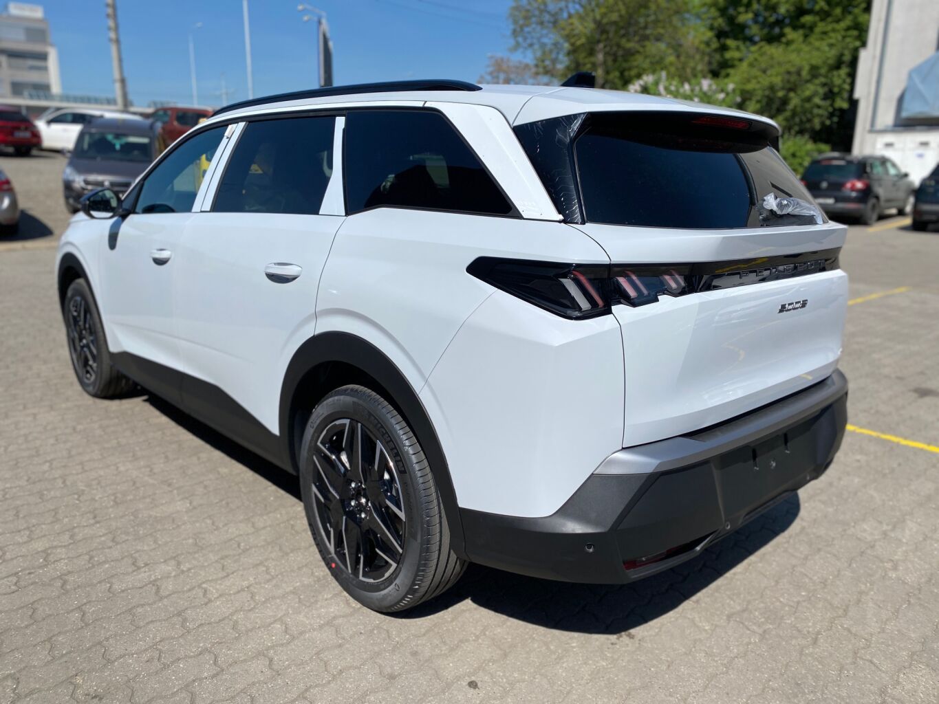 Peugeot 5008, BUSINESS Hybrid 145 e-DCS6 - 6 - fotka 6