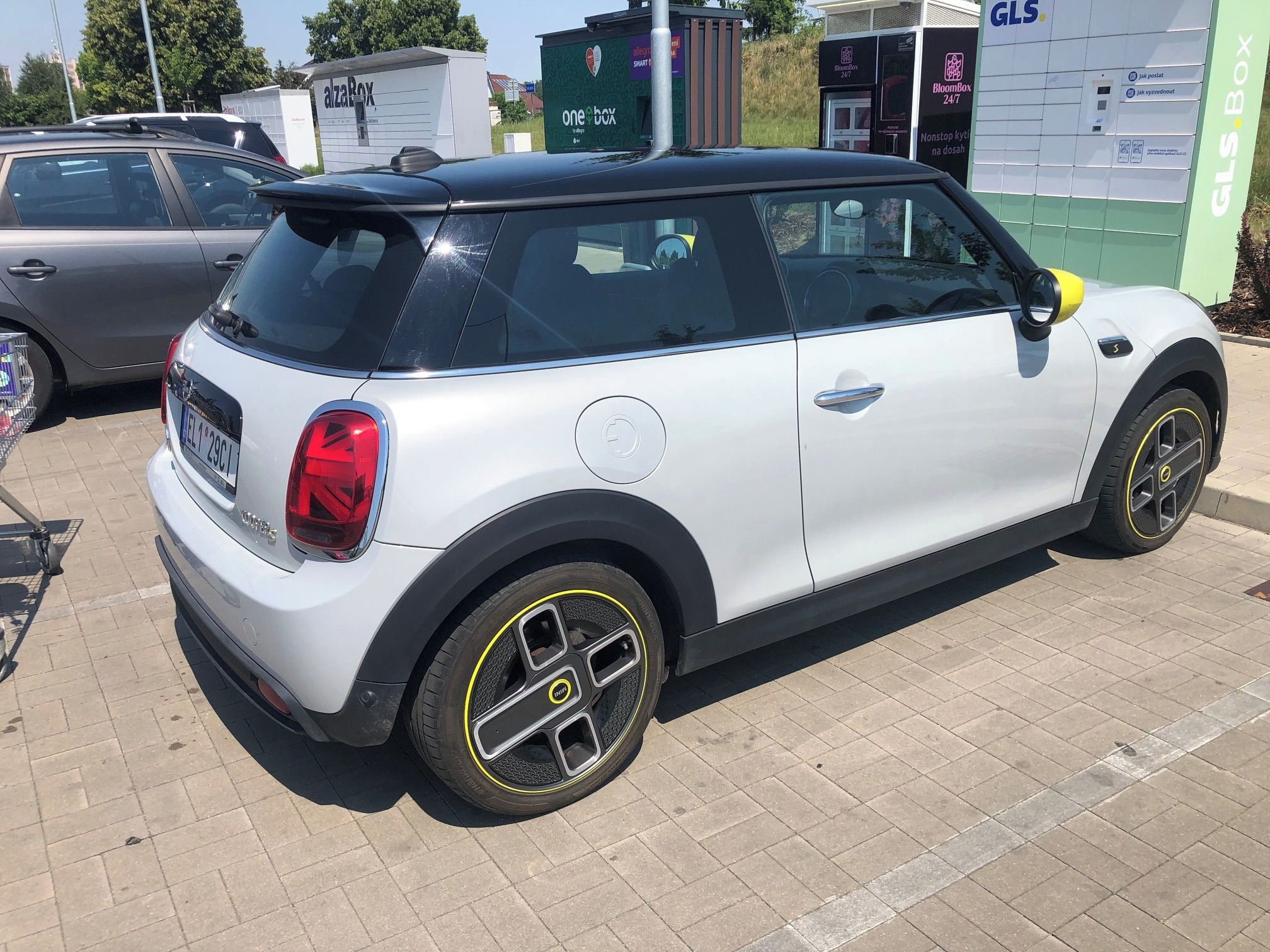 Mini Cooper, SE