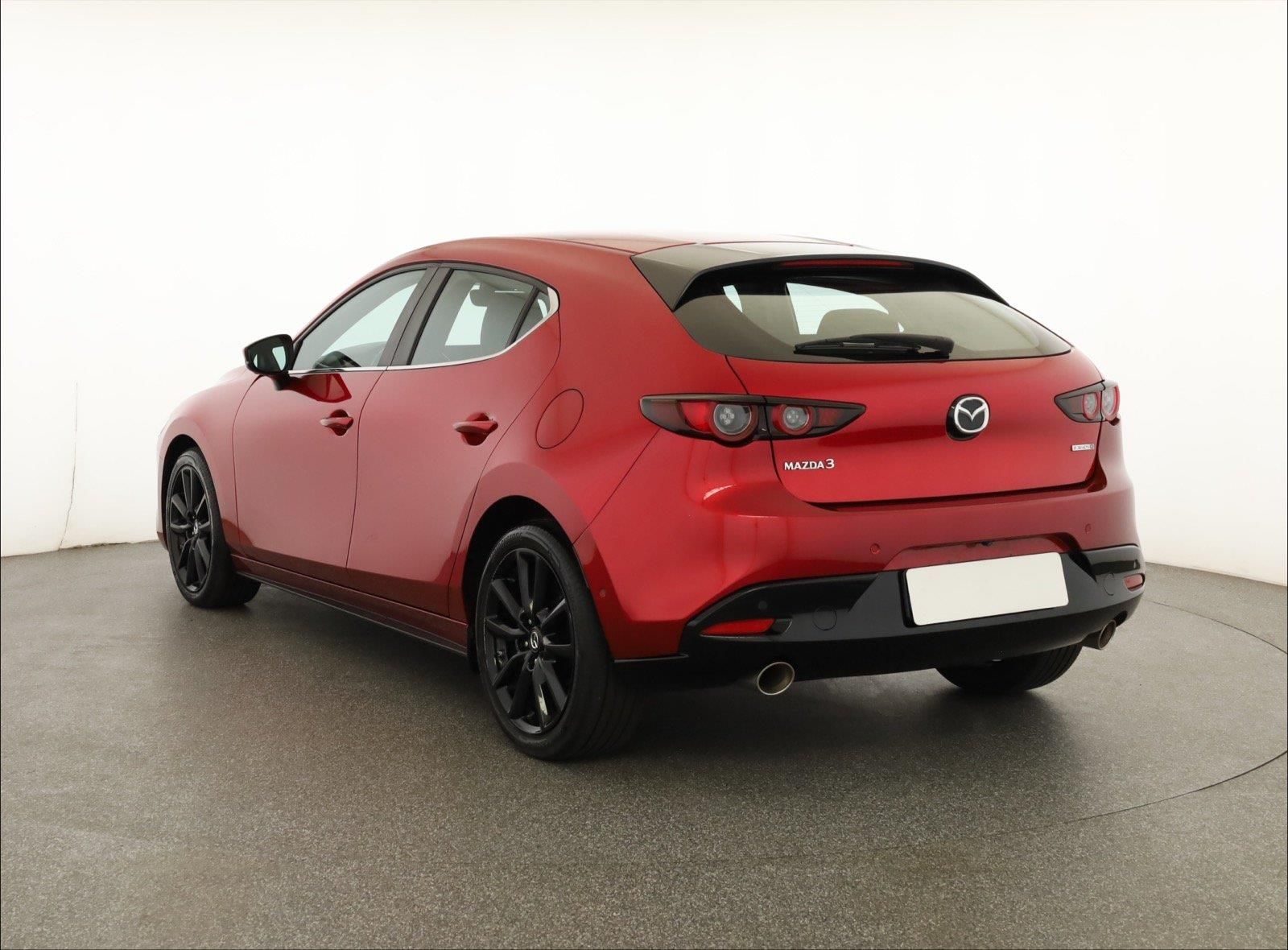 Mazda 3, 2.0 e-Skyactiv X, Automat - fotka 4