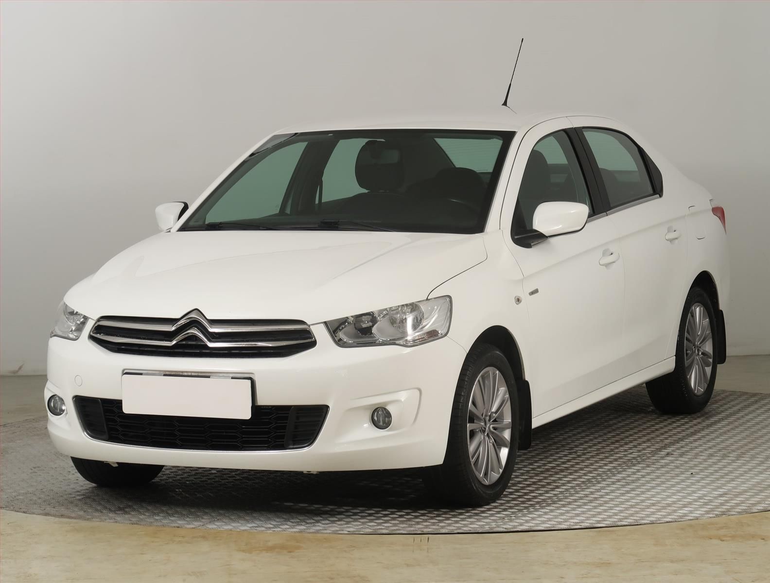 Citroën C-Elysée, 1.2 PureTech, Serv.kniha - fotka 2