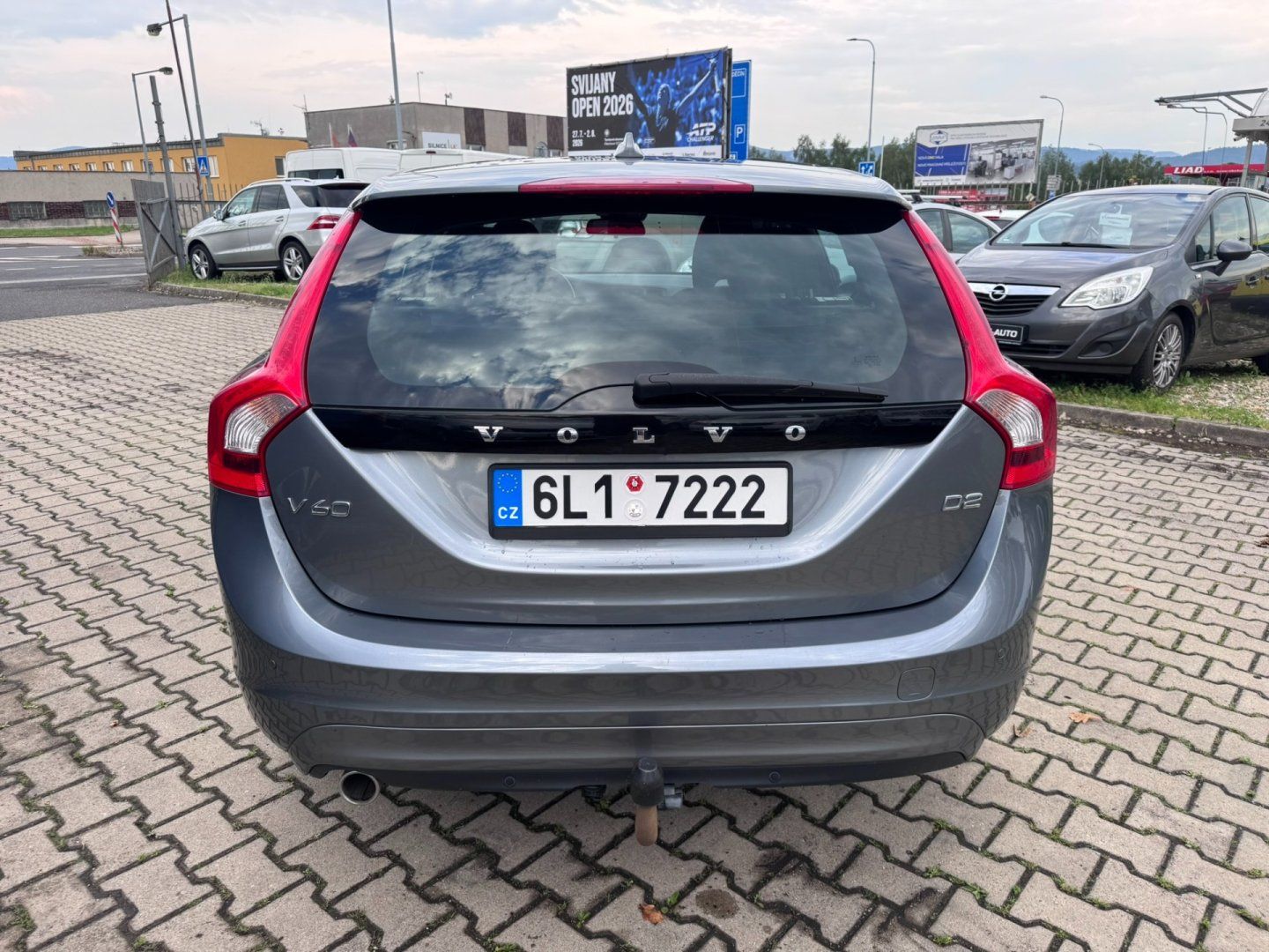 Volvo V60, D2 2,0D 88 KW TAŽNÉ - fotka 4