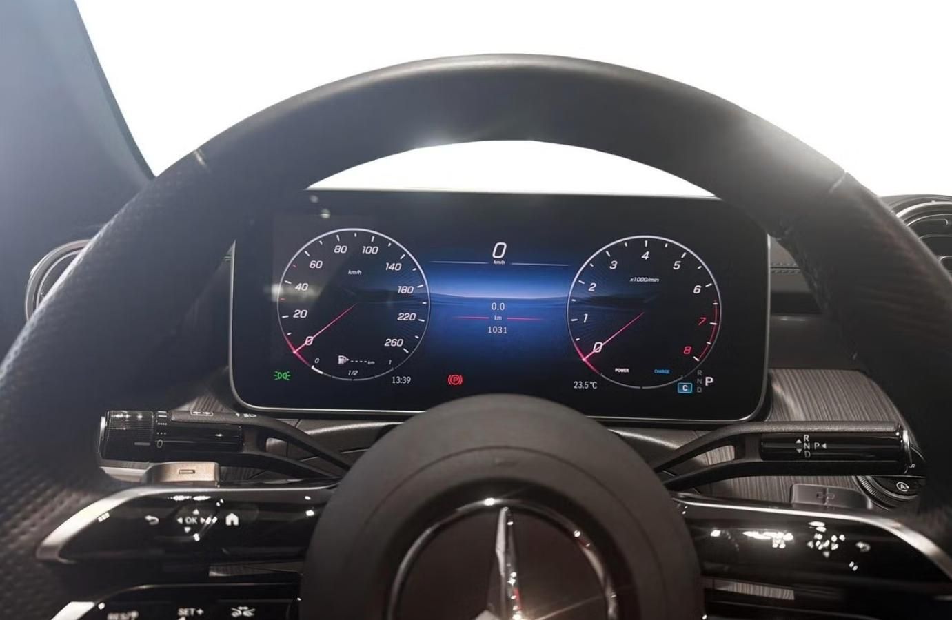 Mercedes-Benz CLE, 300 4M AMG 360k Panorama Tažné - fotka 5