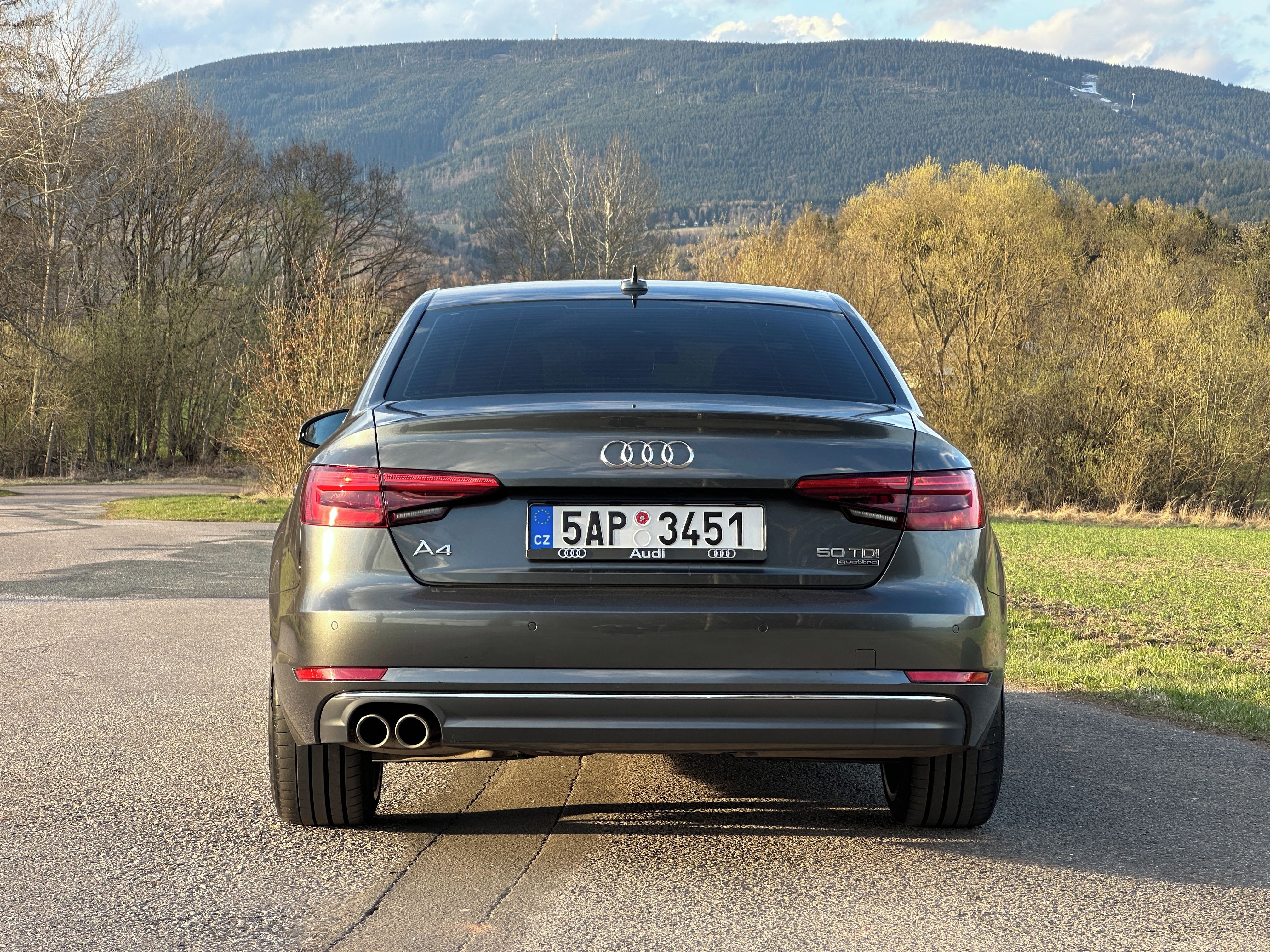 Audi A4, 3.0 Tdi, Quattro, po rozvodech - fotka 3