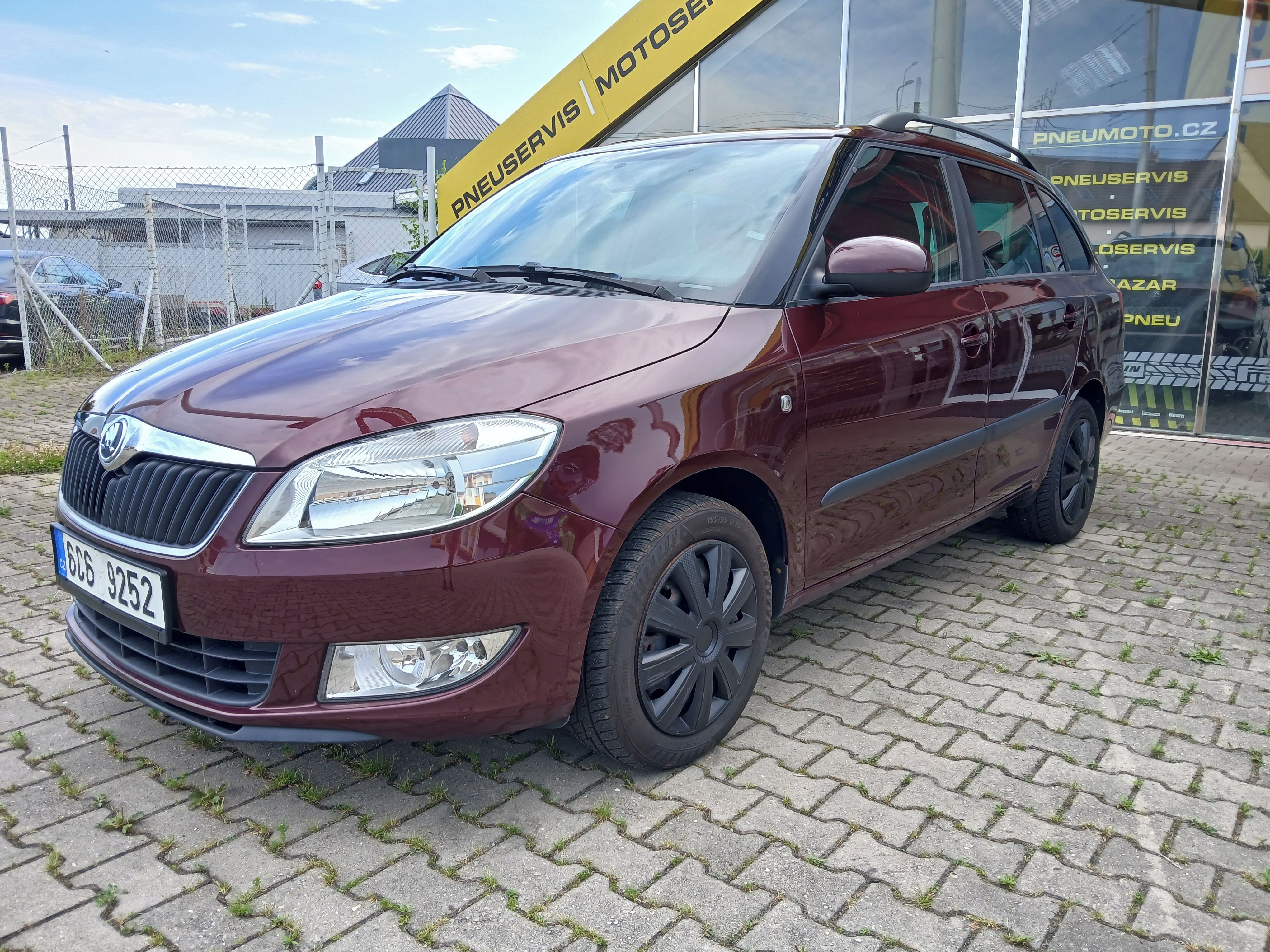Škoda Fabia, 1.2TSI, 63kW, CZ, serv.kniha