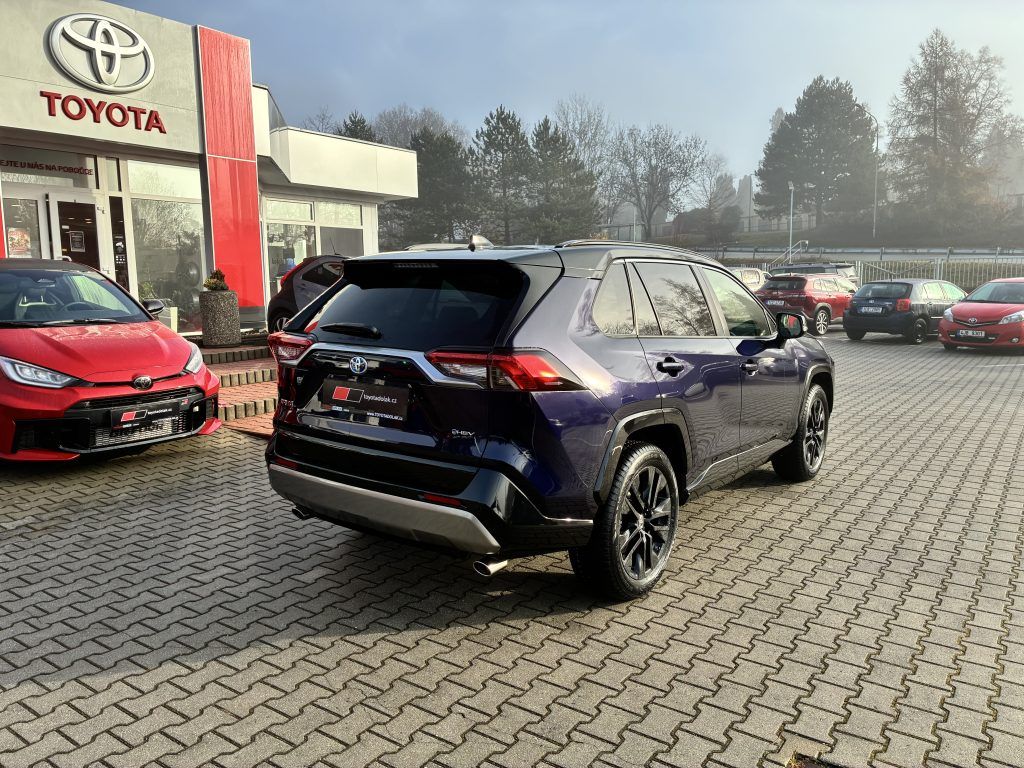 Toyota Rav4, 2.5 Hybrid 4x4 Selection - fotka 5