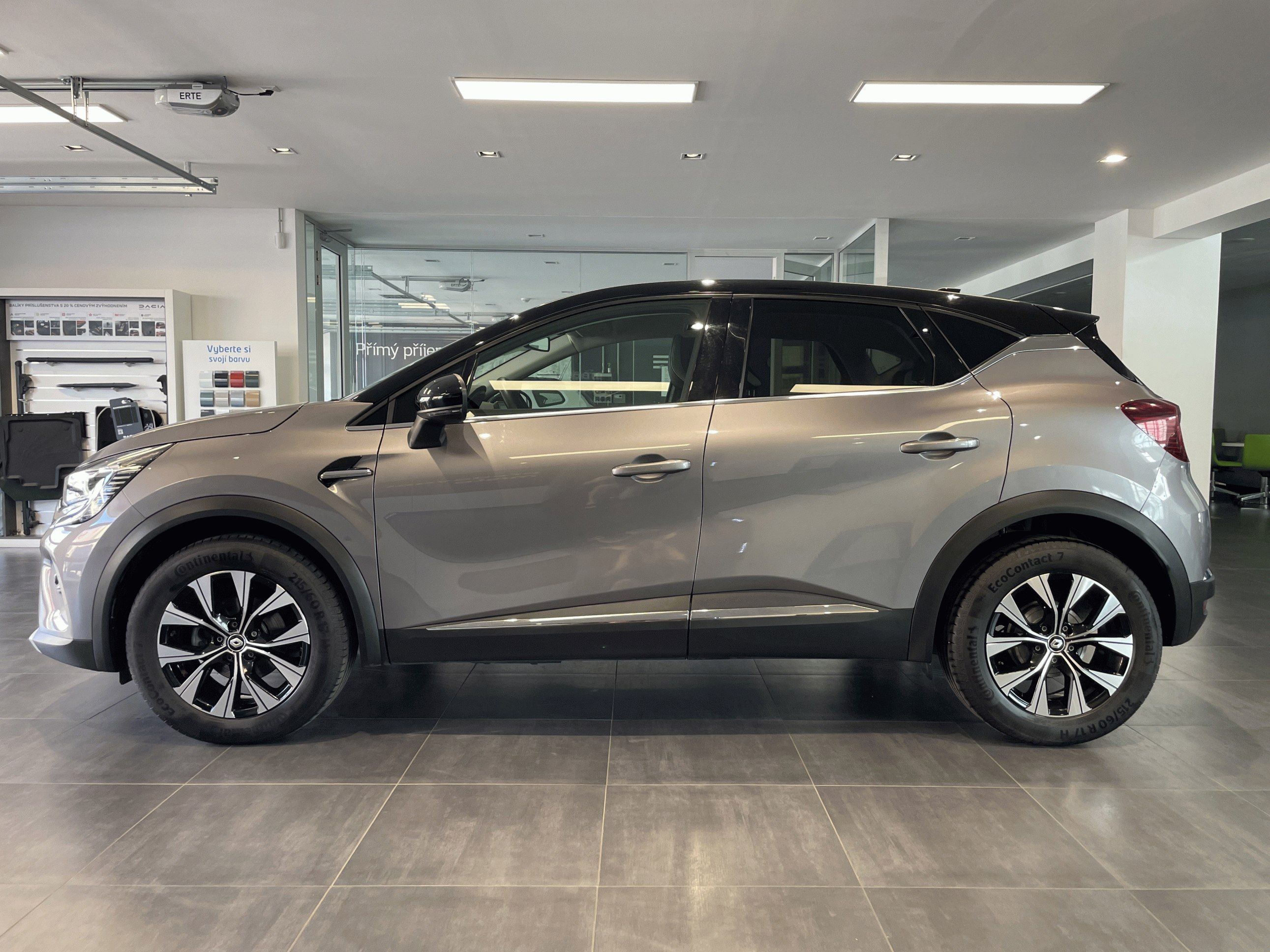 Renault Captur, TECHNO 1,3TCe EDC - fotka 2