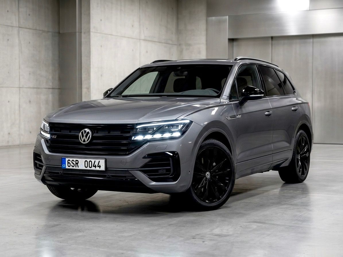 Volkswagen Touareg, R line 3.0 210kW CZ vzduch