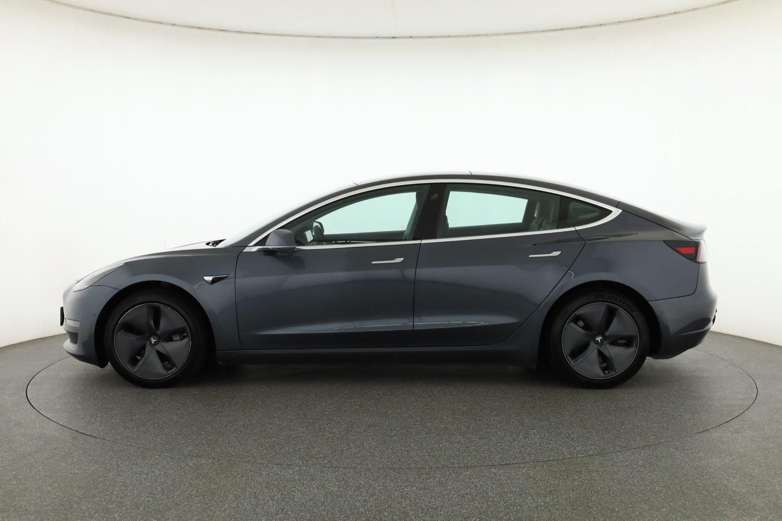 Tesla Model 3, Long Range 4WD 78kWh, 4X4 - fotka 3