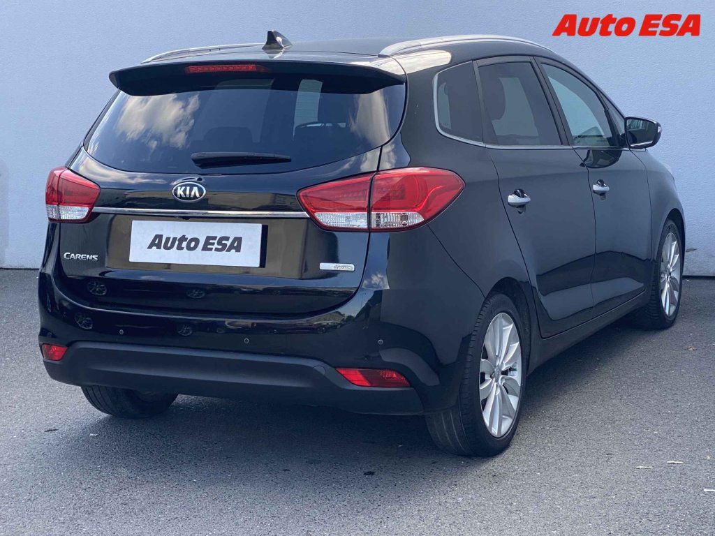 Kia Carens, 1.7 CRDi - fotka 4