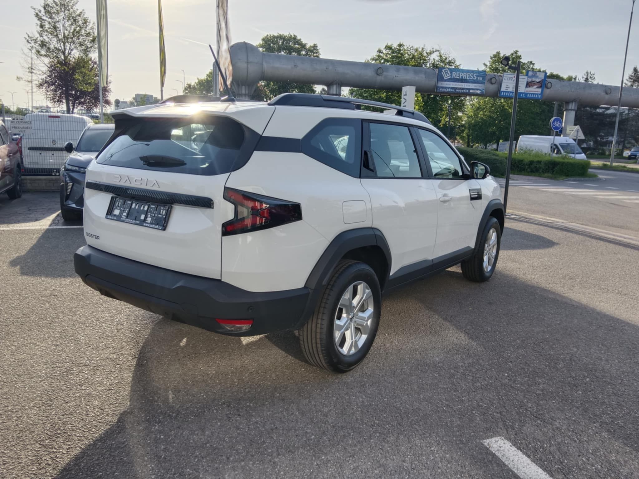 Dacia Bigster, essential mild hybrid-G 140 - fotka 4