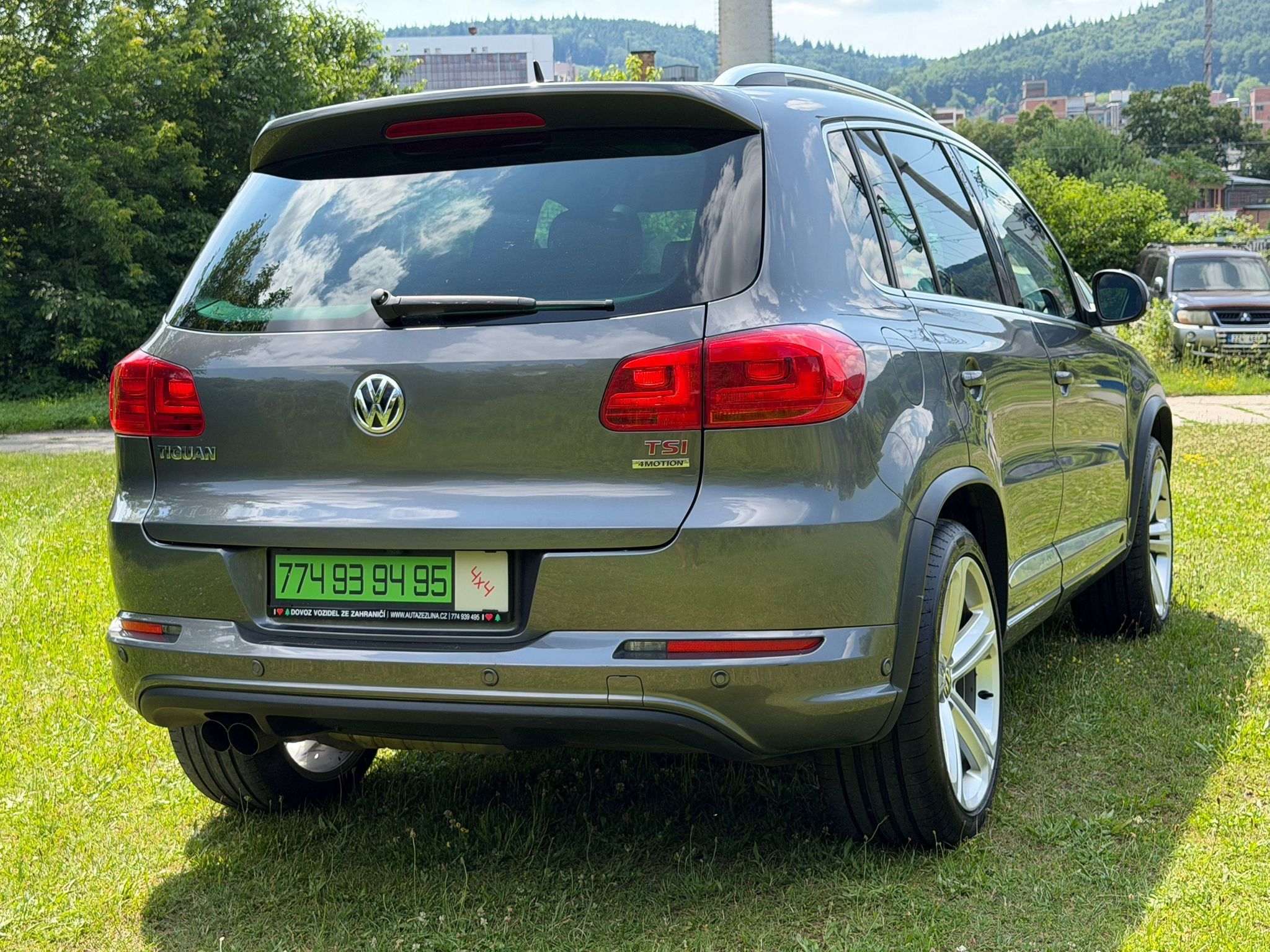 Volkswagen Tiguan, R-LINE 1,4 TSI 4x4 118 KW - fotka 6