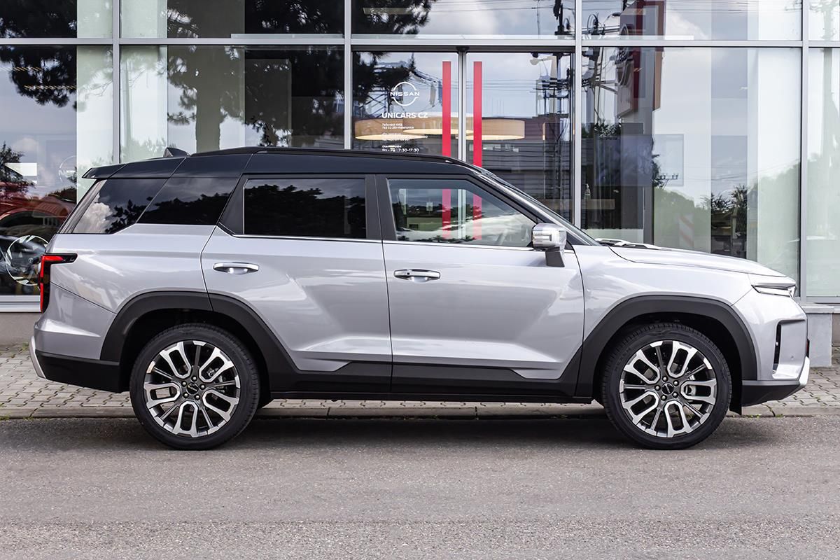 SsangYong Torres, 1,5 GDI 4WD AT PREMIUM 5el.dve - fotka 4
