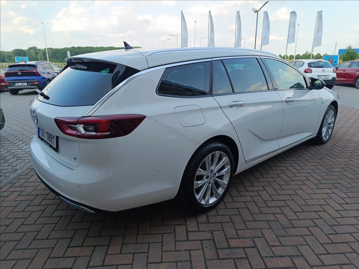 Opel Insignia, 2,0 CDTi 4x4 AUTOMAT Sports To - fotka 5