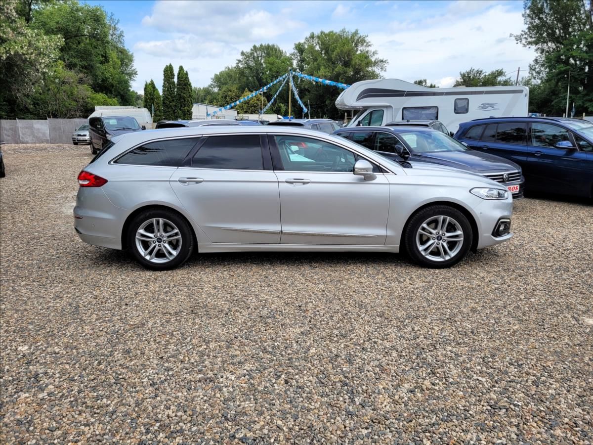Ford Mondeo, 2,0 DA,Limited,xenon,navi,výhř - fotka 4