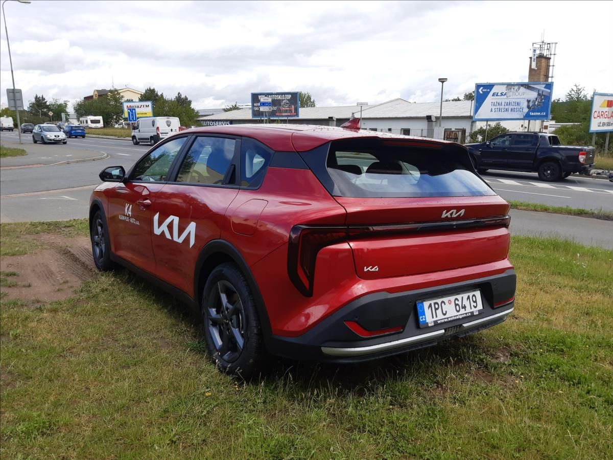 Kia K4, 1,0 SPIN 1,0 85kW MT6 - fotka 3