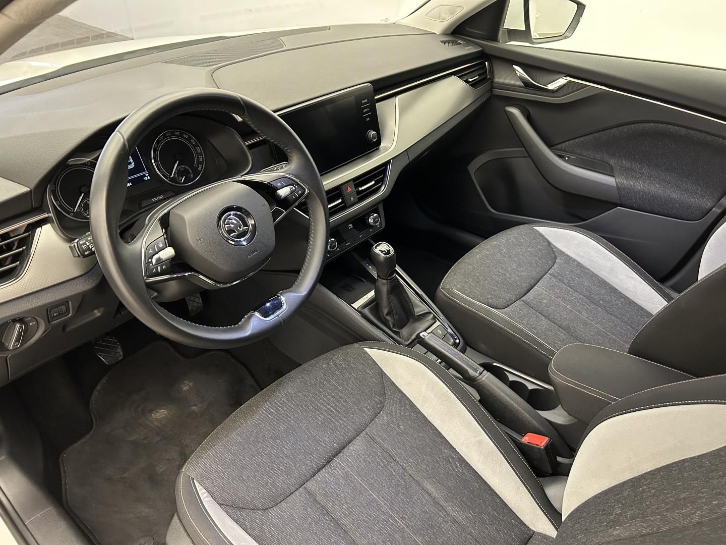Škoda Scala, 1.0TSI 81kW Style Comfort - fotka 6