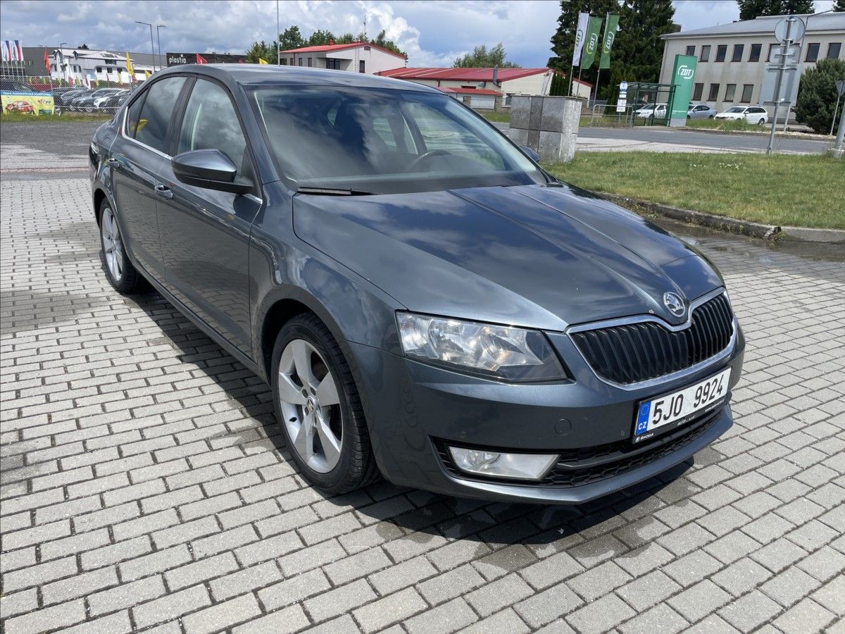 Škoda Octavia, 2,0 TDi 110kw SPORTLINE CZauto - fotka 5