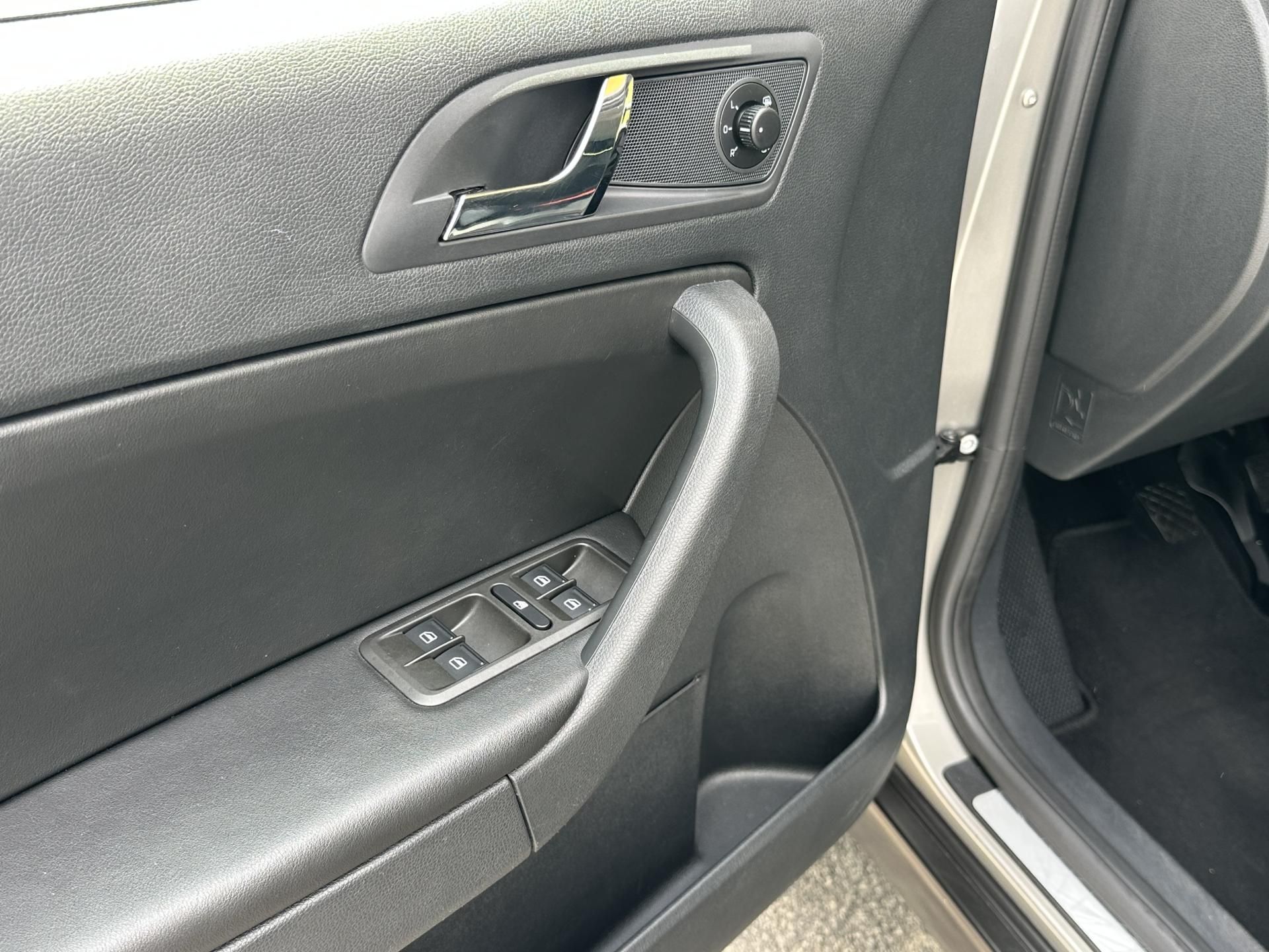 Škoda Yeti, 1.4TSI/92kW*2.Maj.*4x2* MANUAL - fotka 5