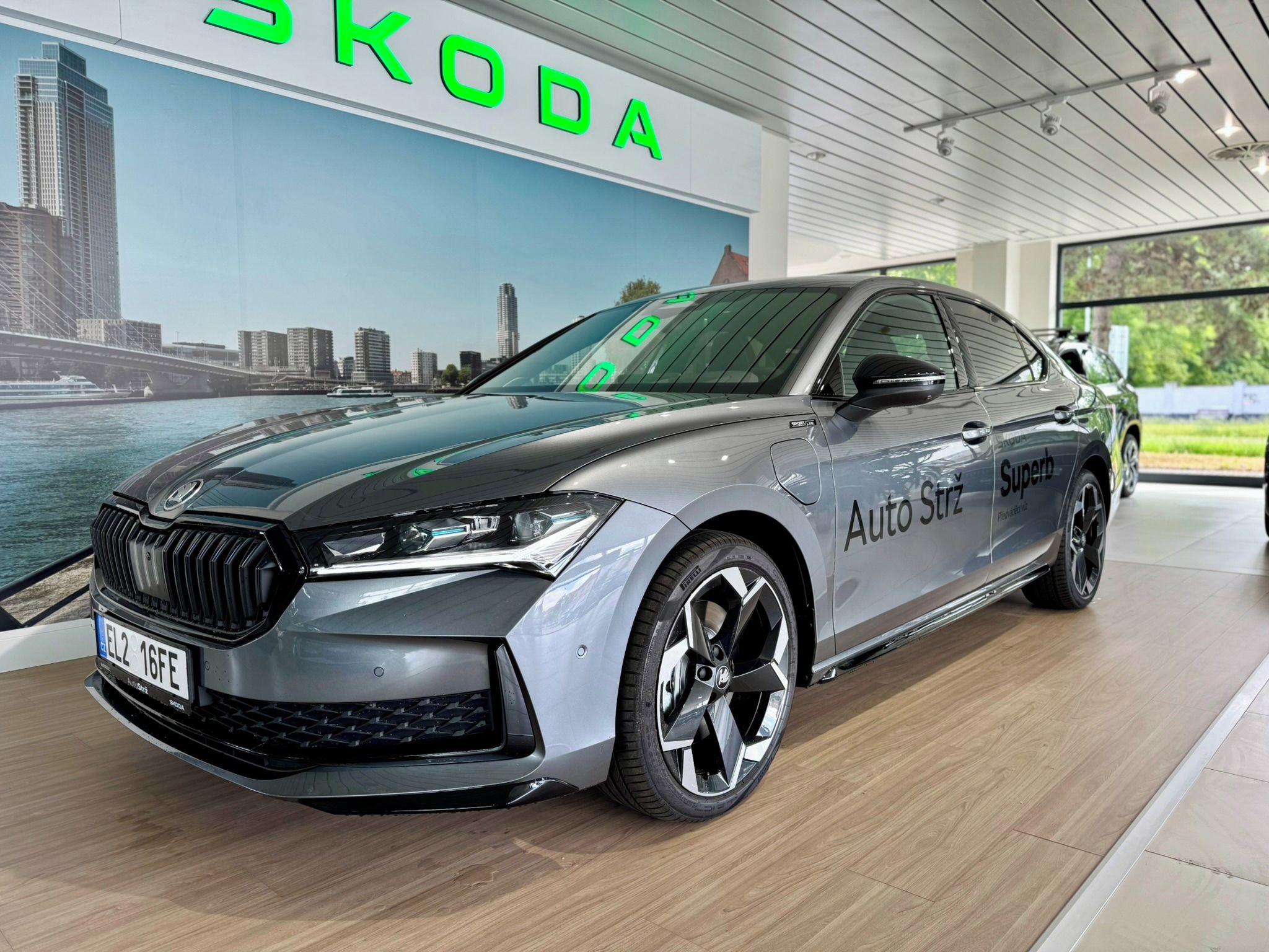 Škoda Superb, 1,5 TSI iV 200 kW 6° aut