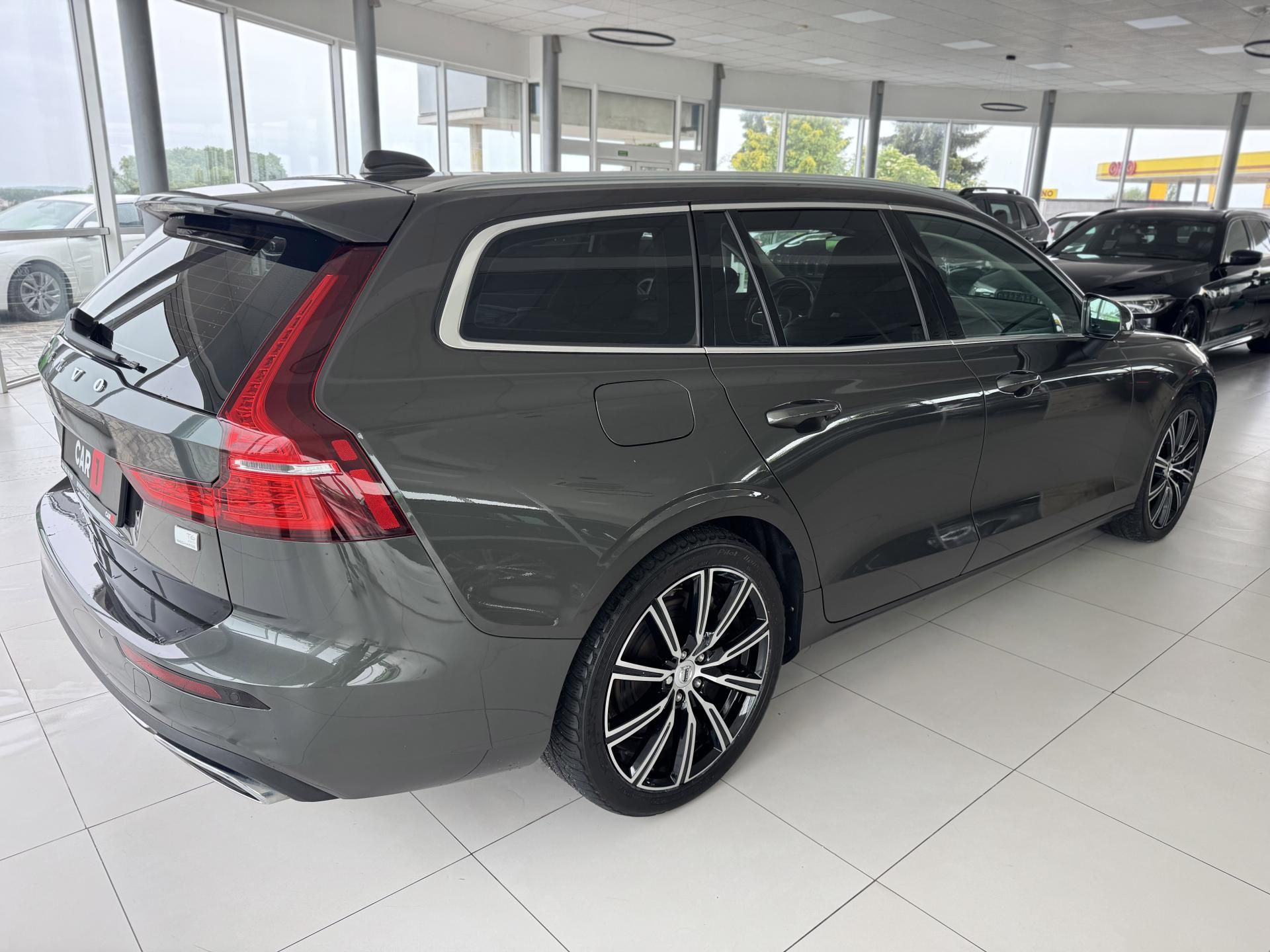 Volvo V60, T6 AWD*257kW*Recharge*Inscript - fotka 5