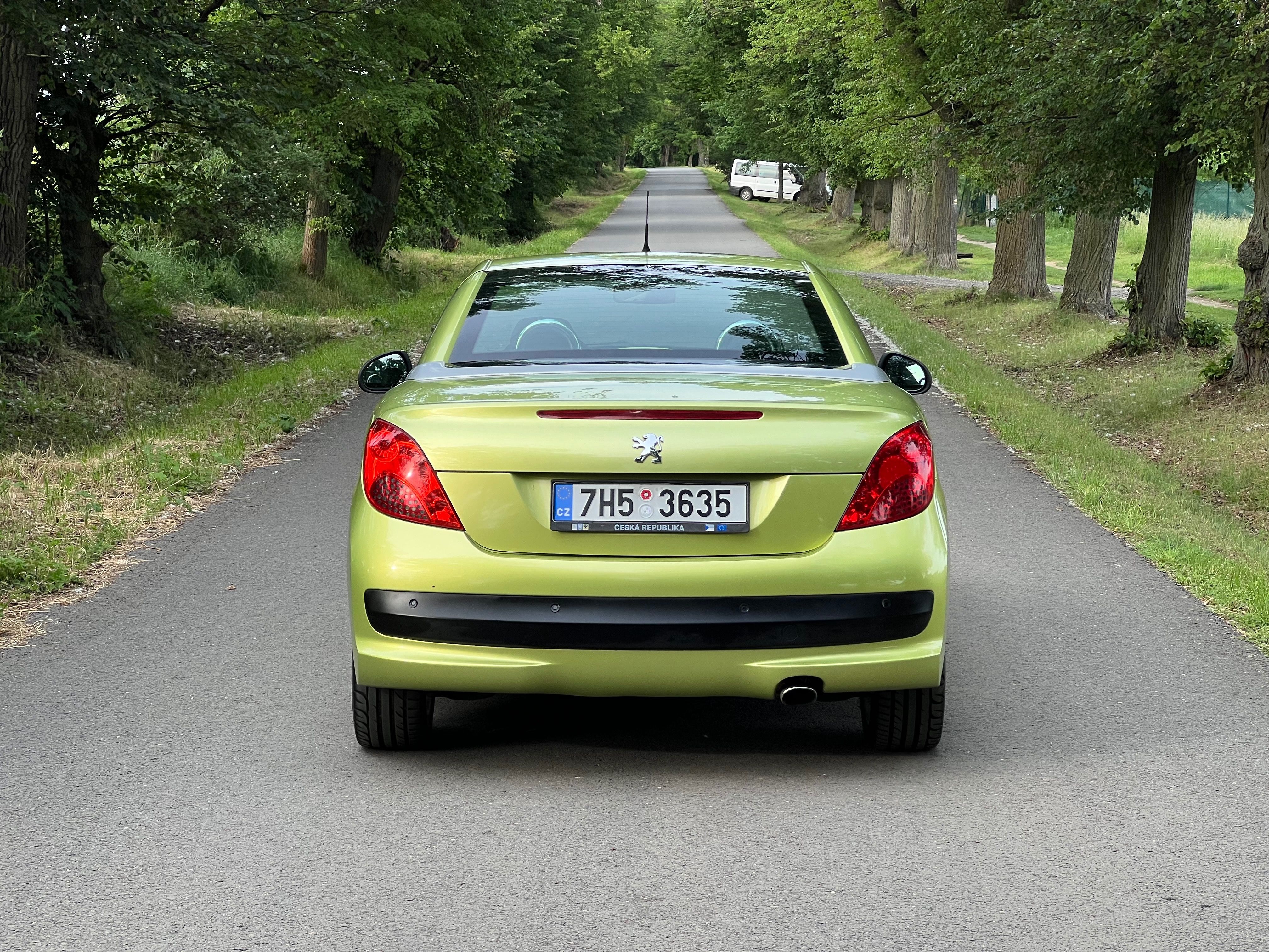 Peugeot 207, Peugeot 207cc 1,6 2007 KŮŽE - fotka 4
