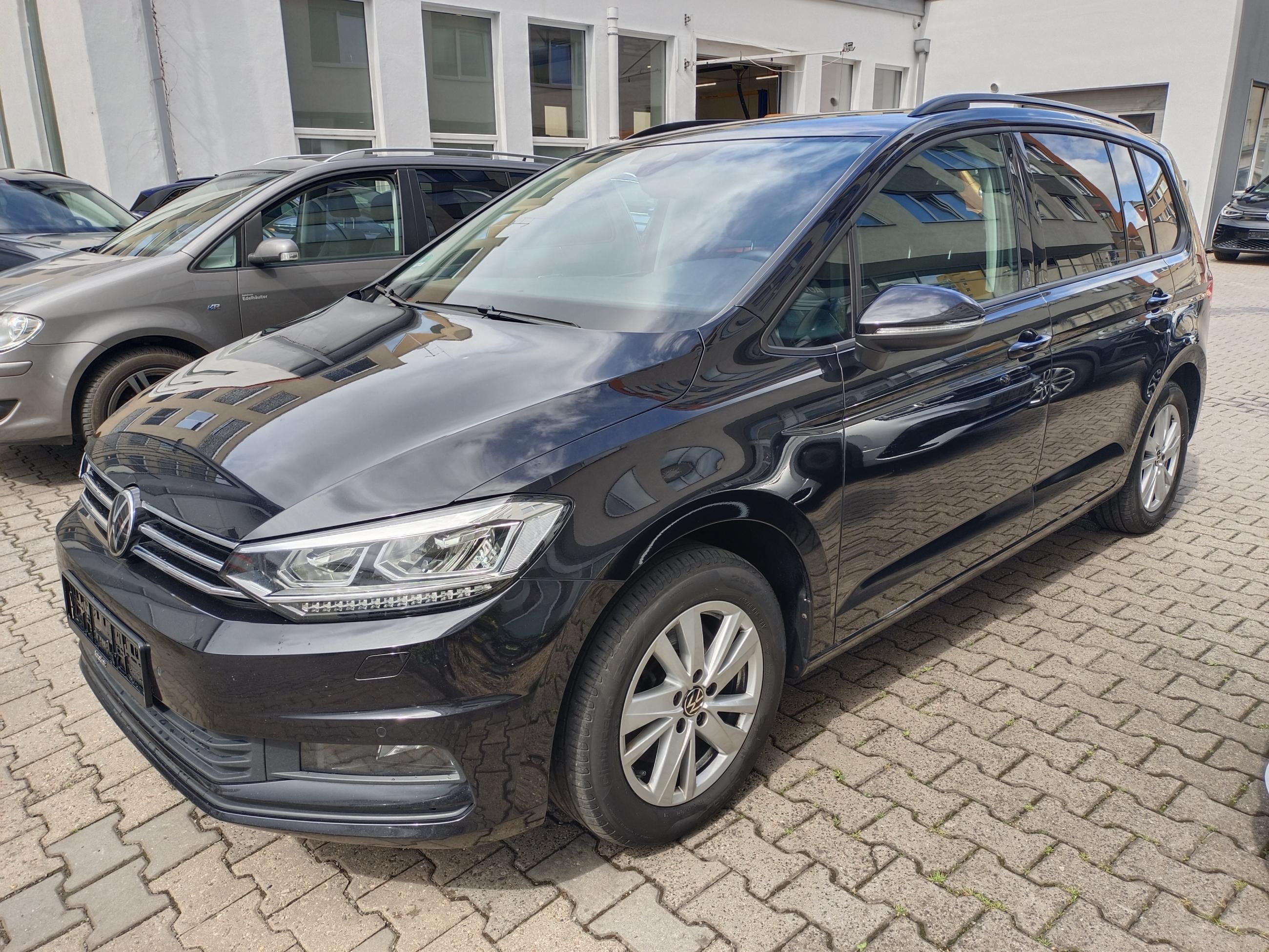 Volkswagen Touran, 2.0 TDI 110kW DSG / ALU 16'' - fotka 3