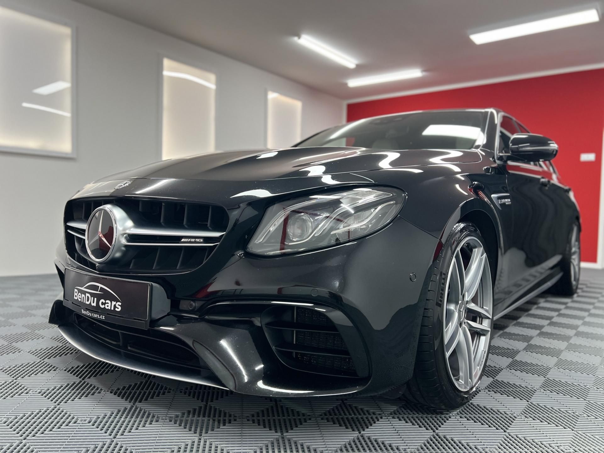 Mercedes-Benz Třídy E, AMG 63 S 4.0i 450 kW - fotka 4