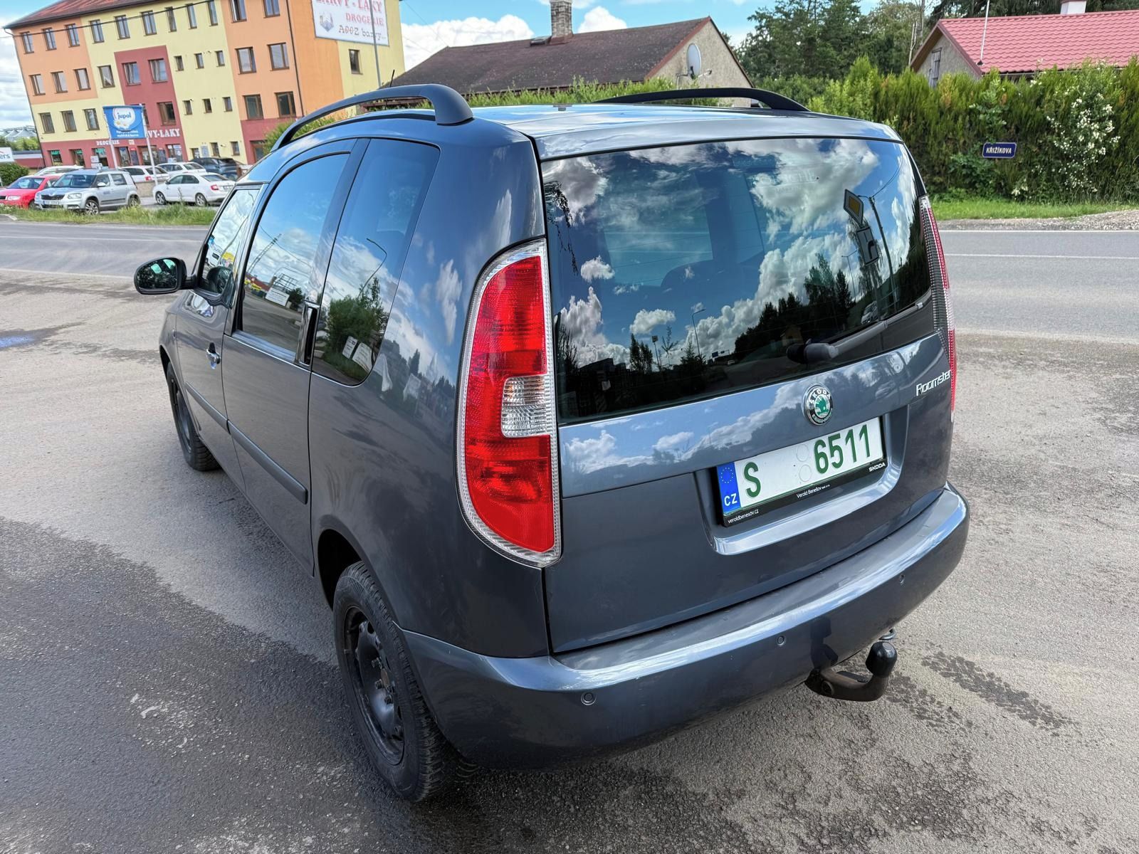Škoda Roomster, 1.2 HTP 51kW klima tažné - fotka 3
