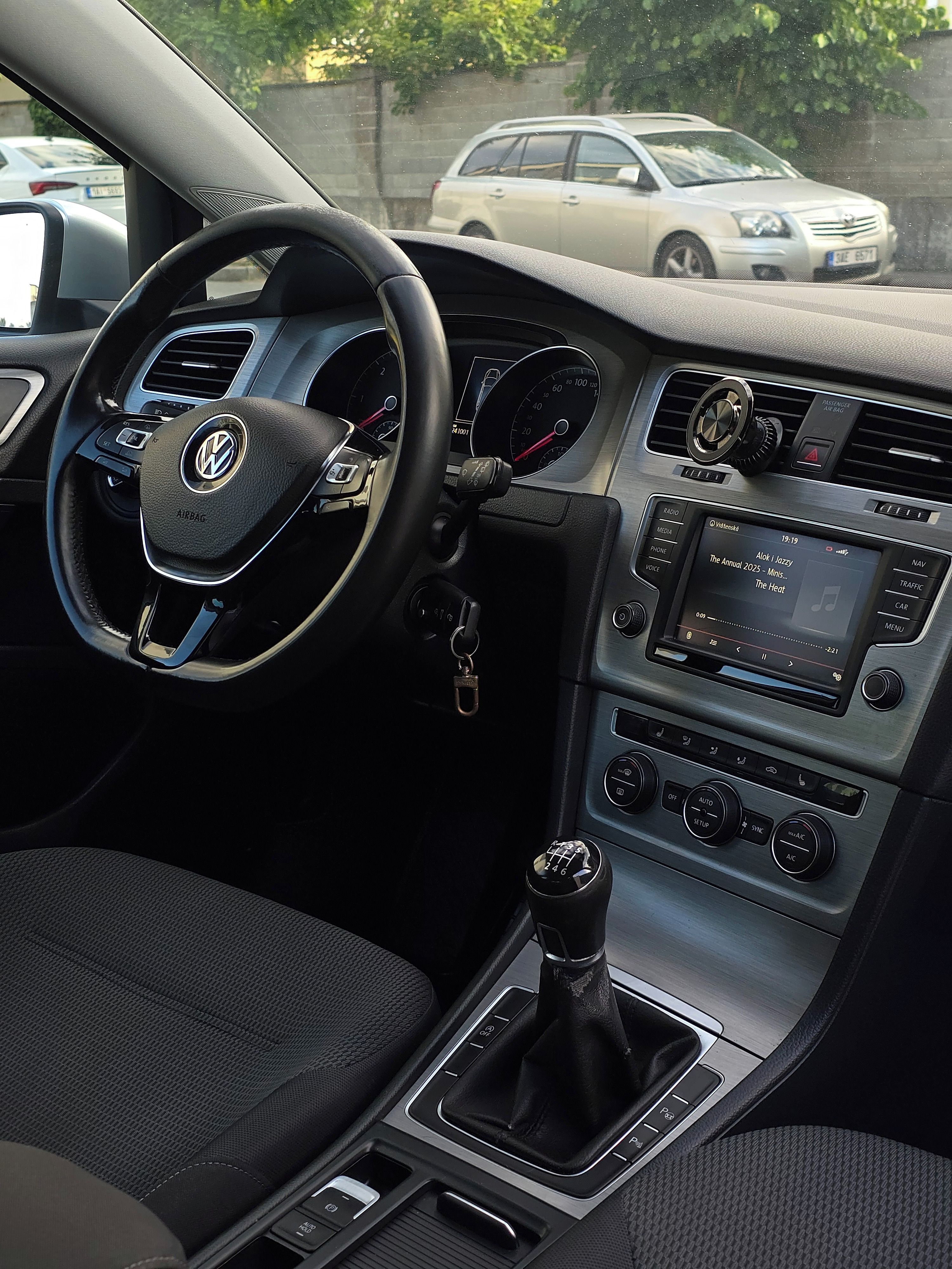 Volkswagen Golf, 2015 Volkswagen Golf 7, 81 Kw - fotka 6
