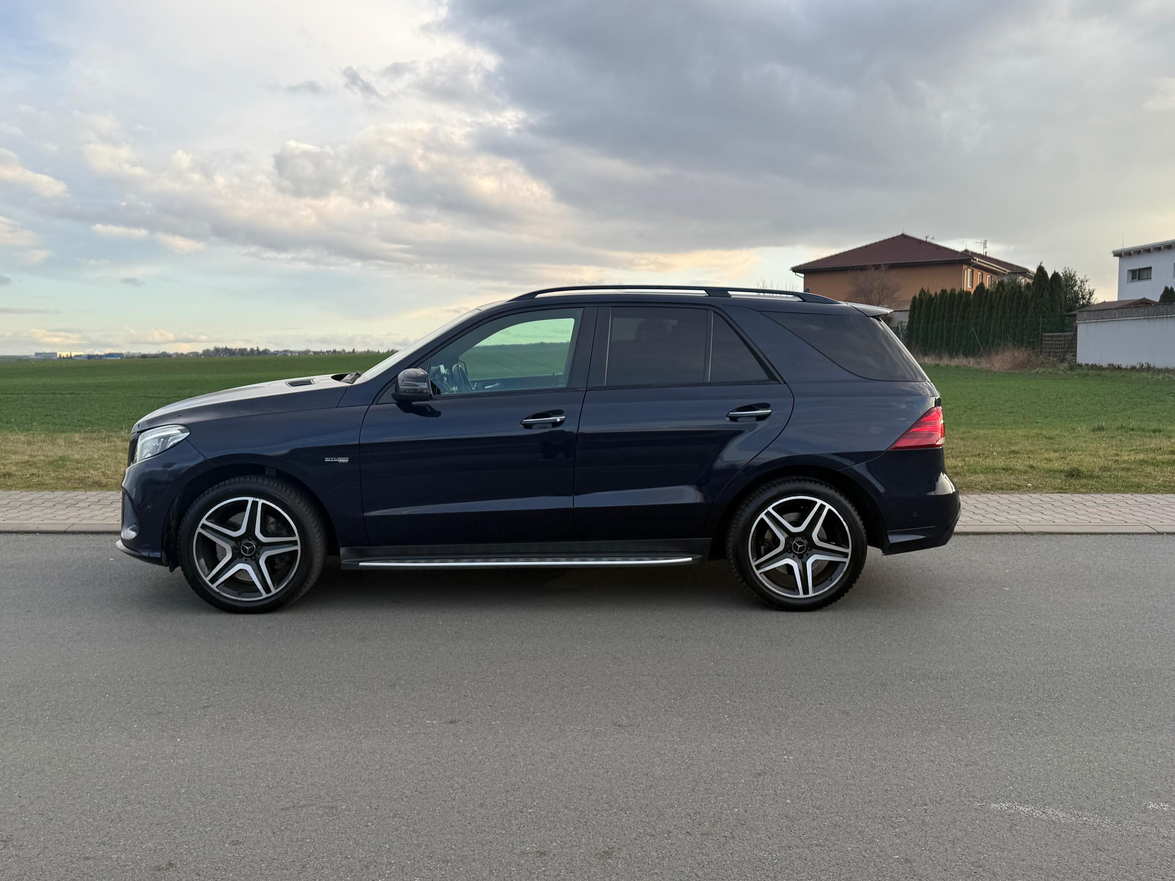 Mercedes-Benz GLE, 43 AMG - fotka 6