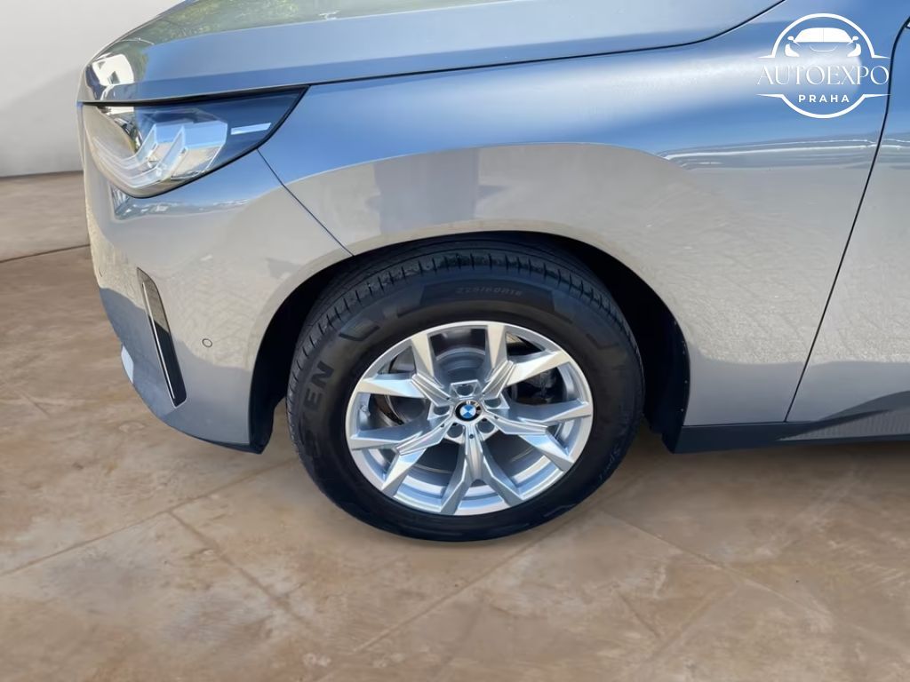 BMW X3, xDrive 20d - fotka 4