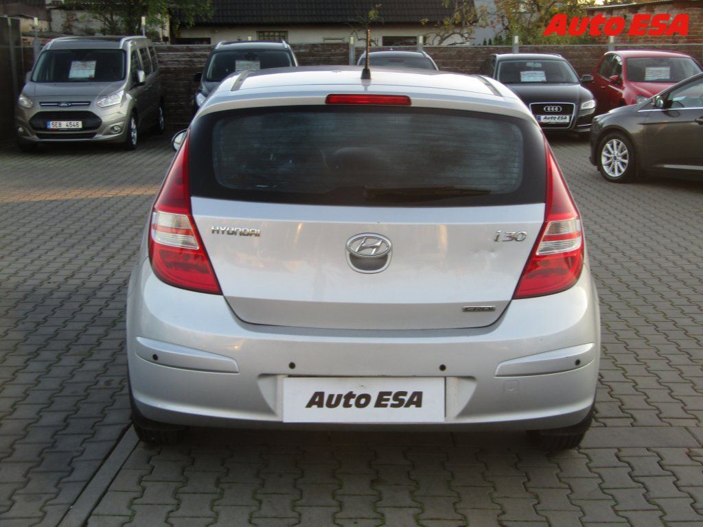 Hyundai i30, 1.6 CRDi,ČR,AC - fotka 5
