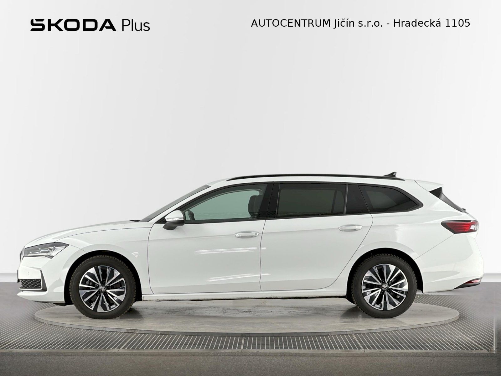 Škoda Superb, Combi DSG 2.0TSI 150kW Selecti - fotka 3