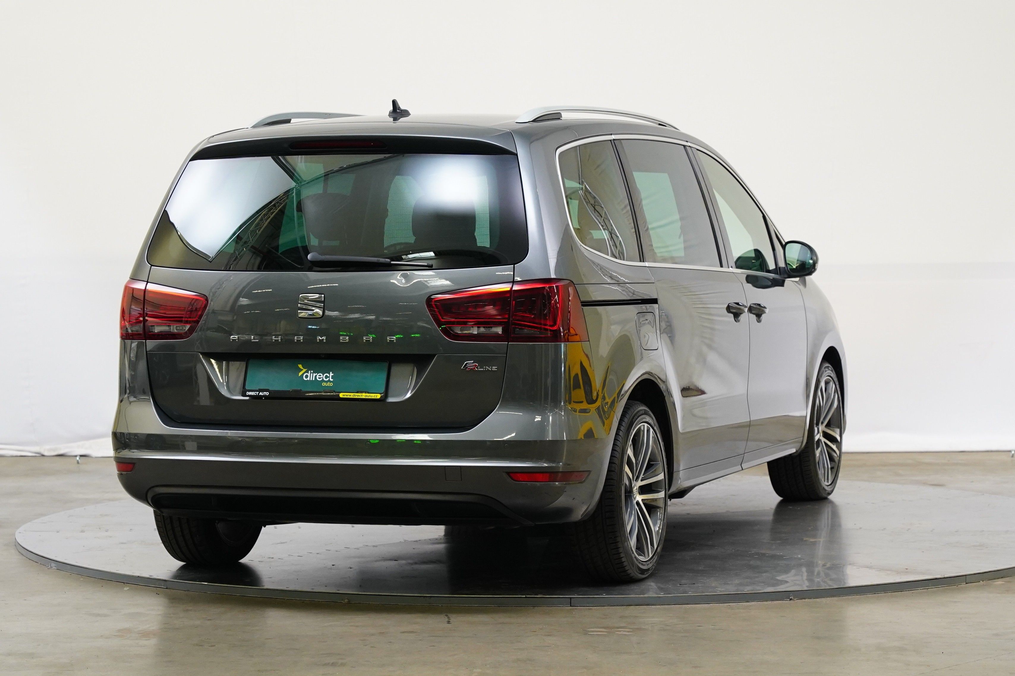 Seat Alhambra, 2.0 TDI 110 kW DSG FR-Line - fotka 2