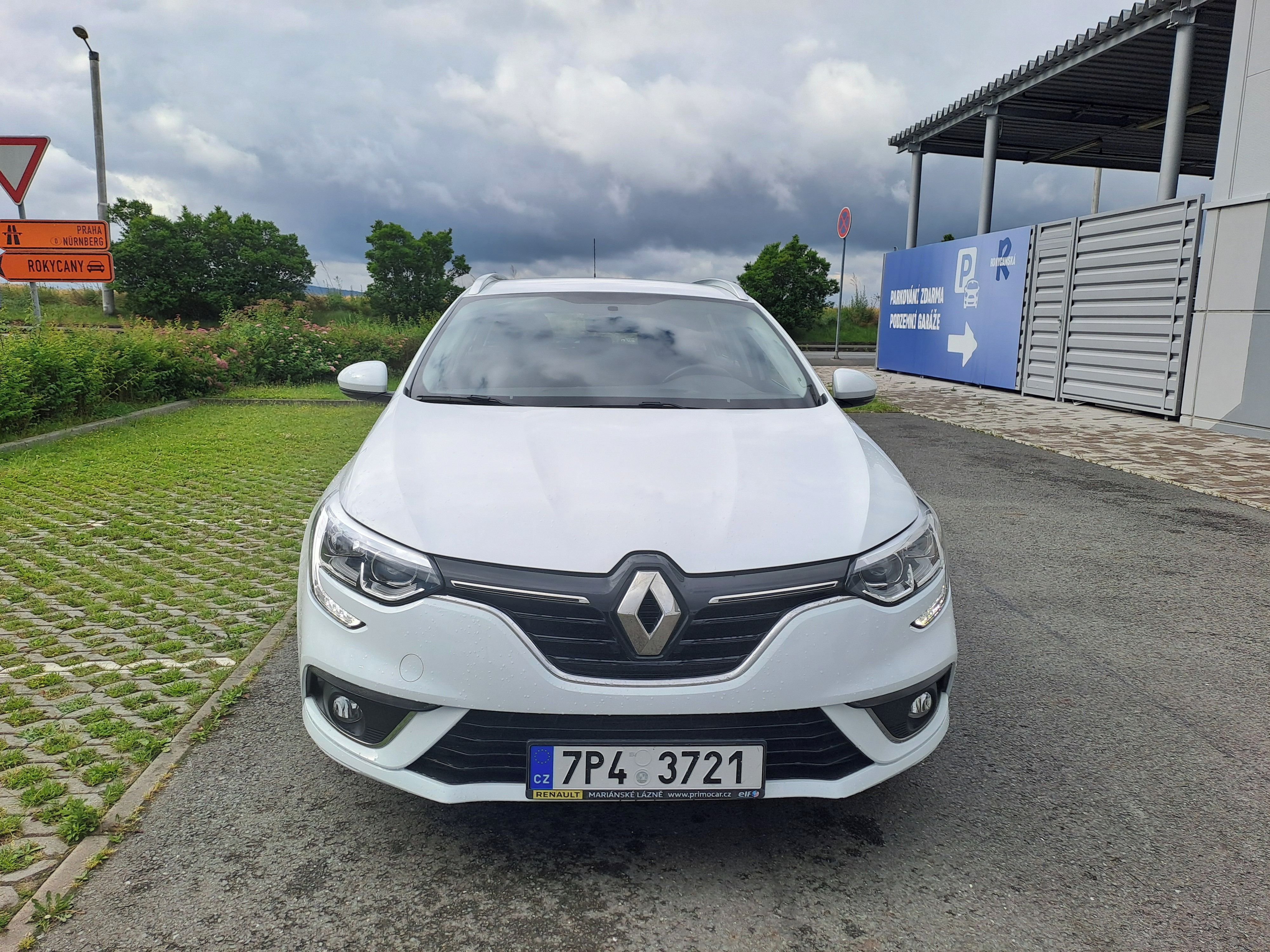 Renault Mégane, 1.3TCE 1.MAJ,PRAVIDELNÝ SERVIS - fotka 2